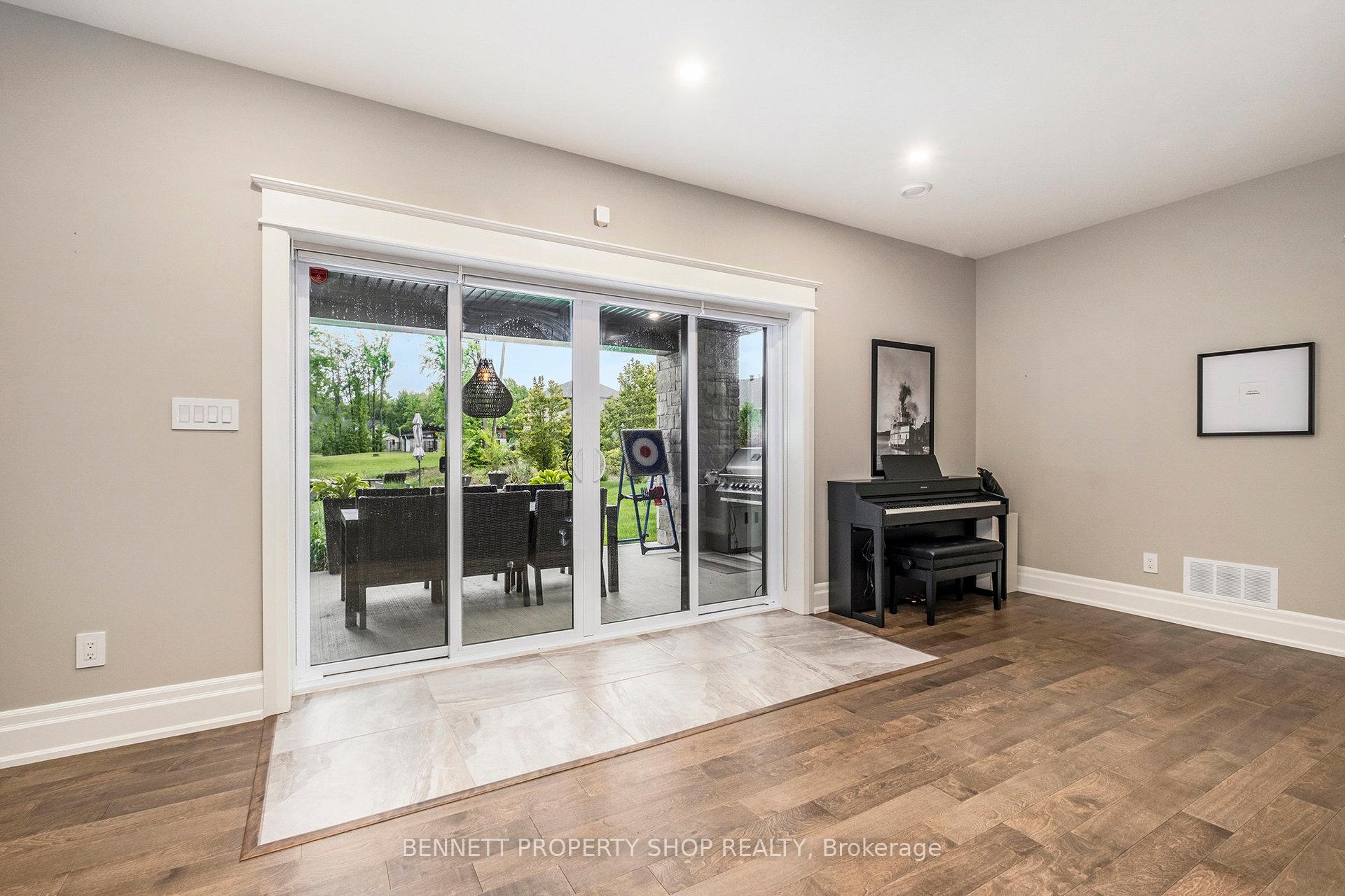 Photo 26 of 396 Shoreway Drive, Ottawa, Greely — HOMEH