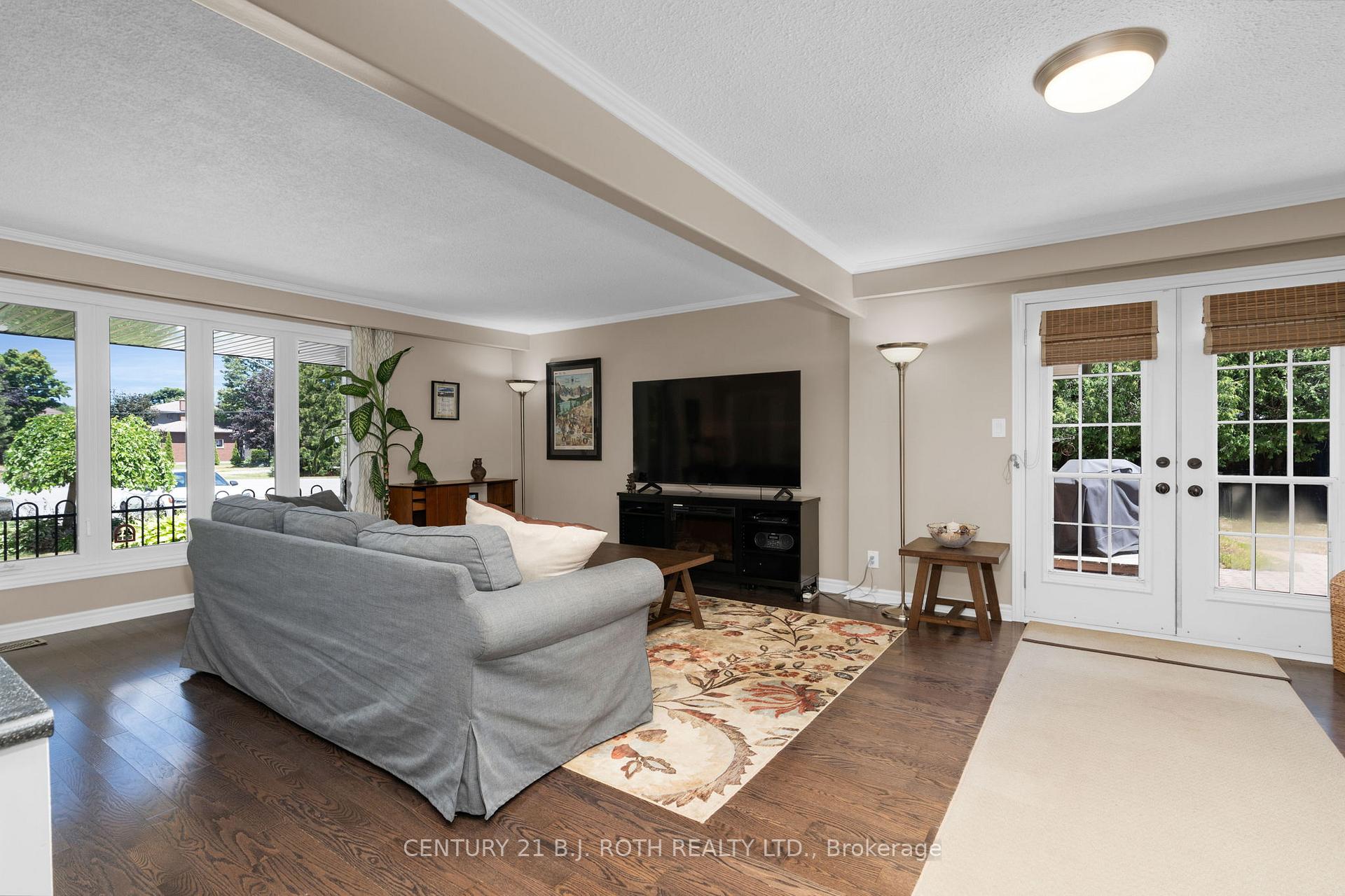 Photo 11 of 2123 Mildred Avenue, Innisfil, Alcona — HOMEH