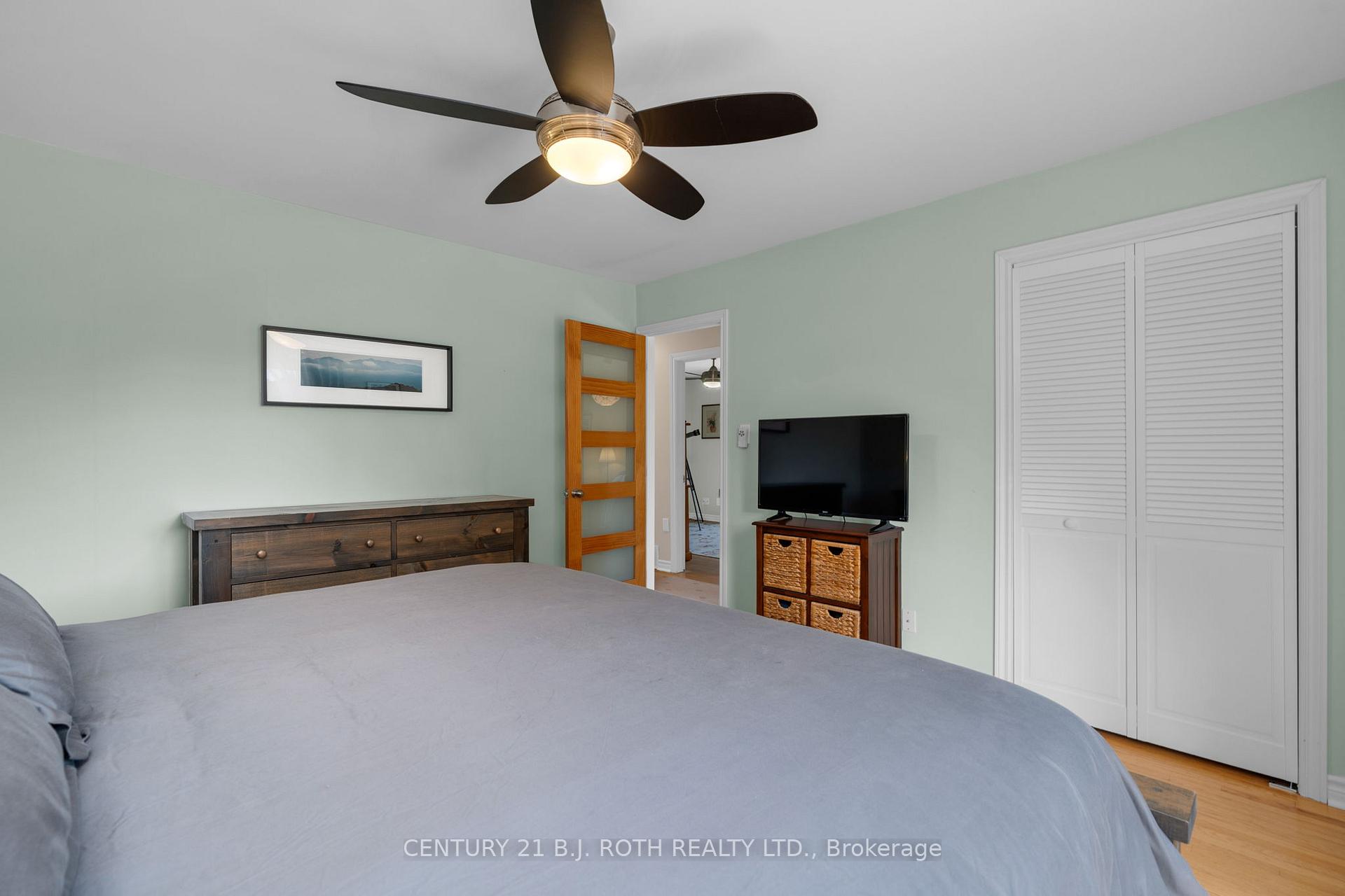 Photo 23 of 2123 Mildred Avenue, Innisfil, Alcona — HOMEH