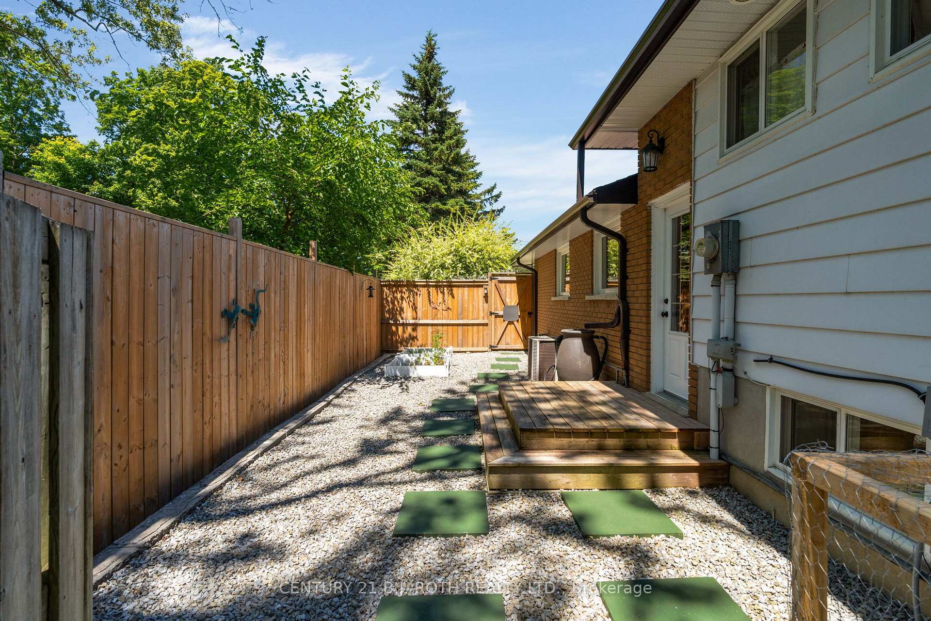 Photo 40 of 2123 Mildred Avenue, Innisfil, Alcona — HOMEH