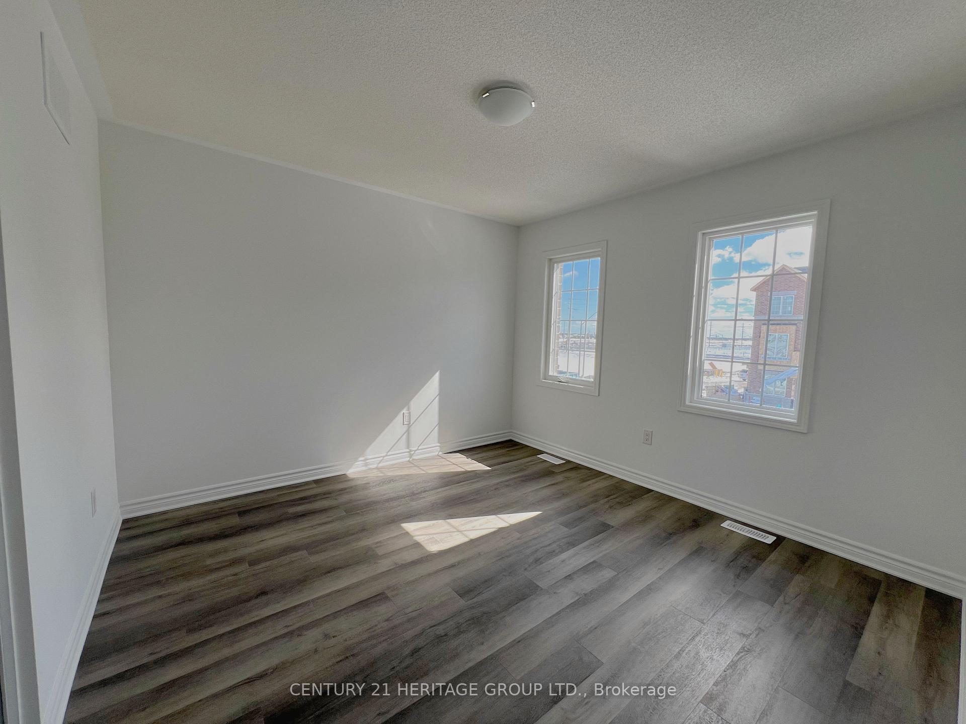 Photo 14 of 125 Ennerdale Street, Barrie, Rural Barrie Southwest — HOMEH