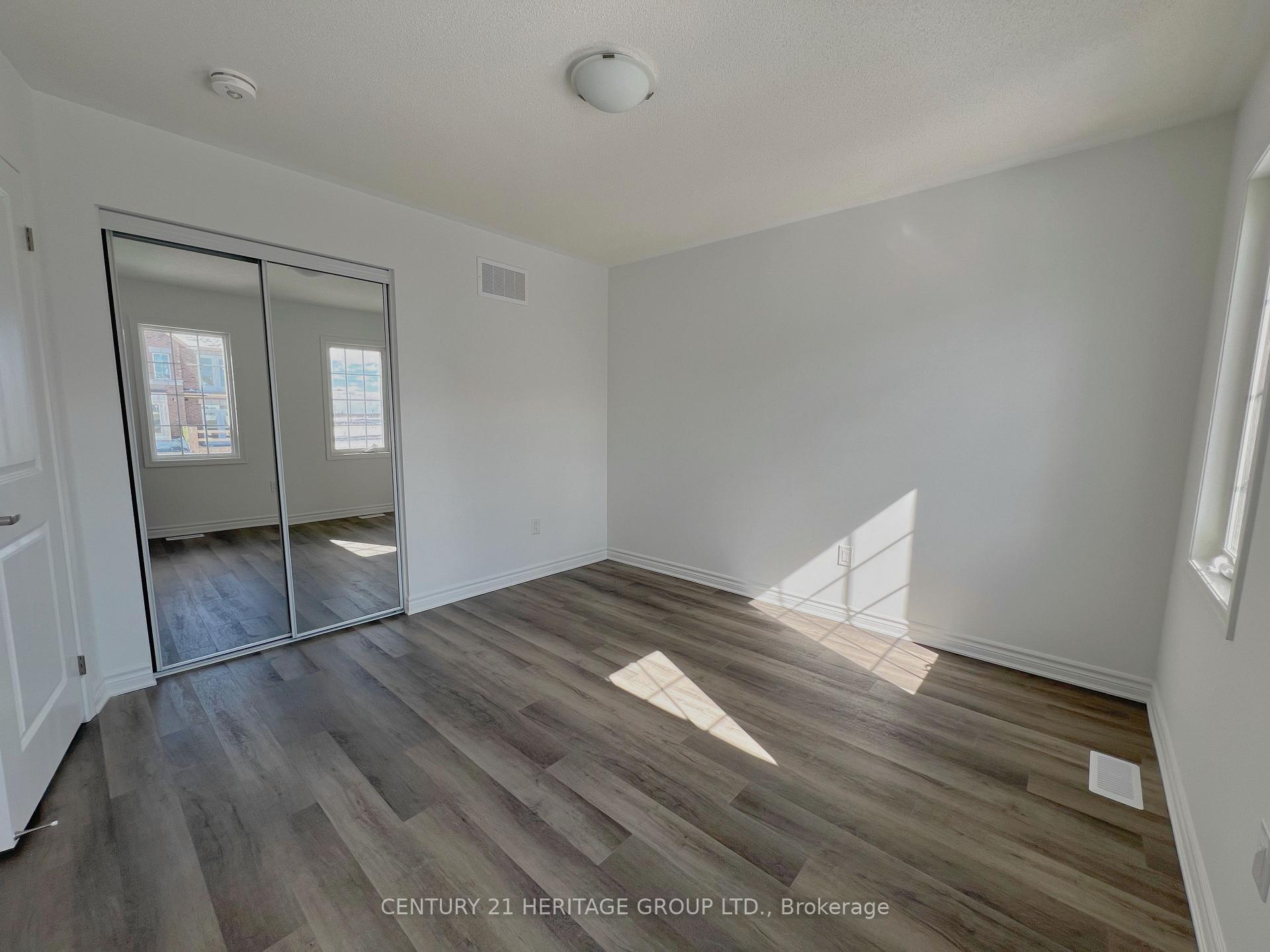 Photo 15 of 125 Ennerdale Street, Barrie, Rural Barrie Southwest — HOMEH