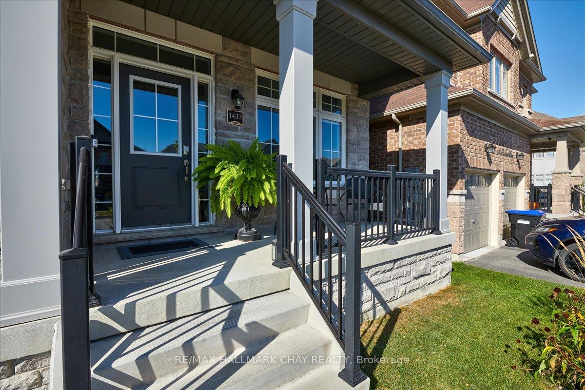 Photo 2 of 1433 McRoberts Crescent, Innisfil, Alcona — HOMEH