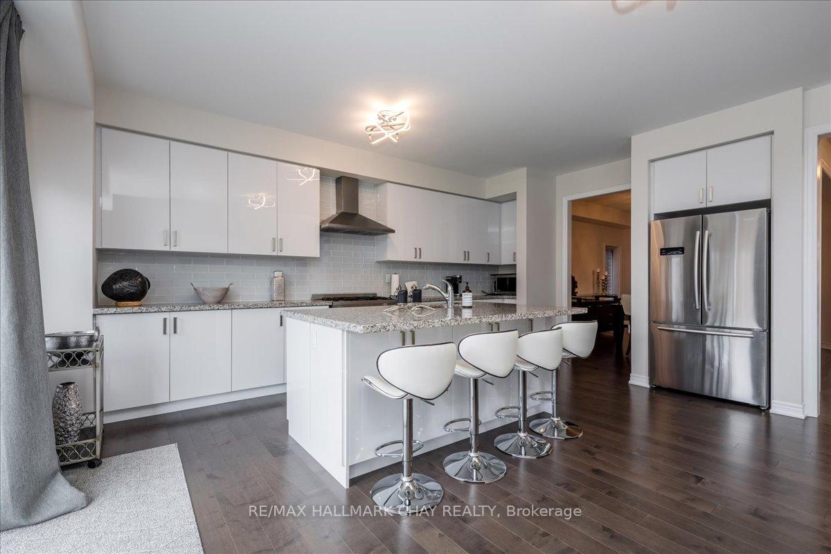 Photo 10 of 1433 McRoberts Crescent, Innisfil, Alcona — HOMEH
