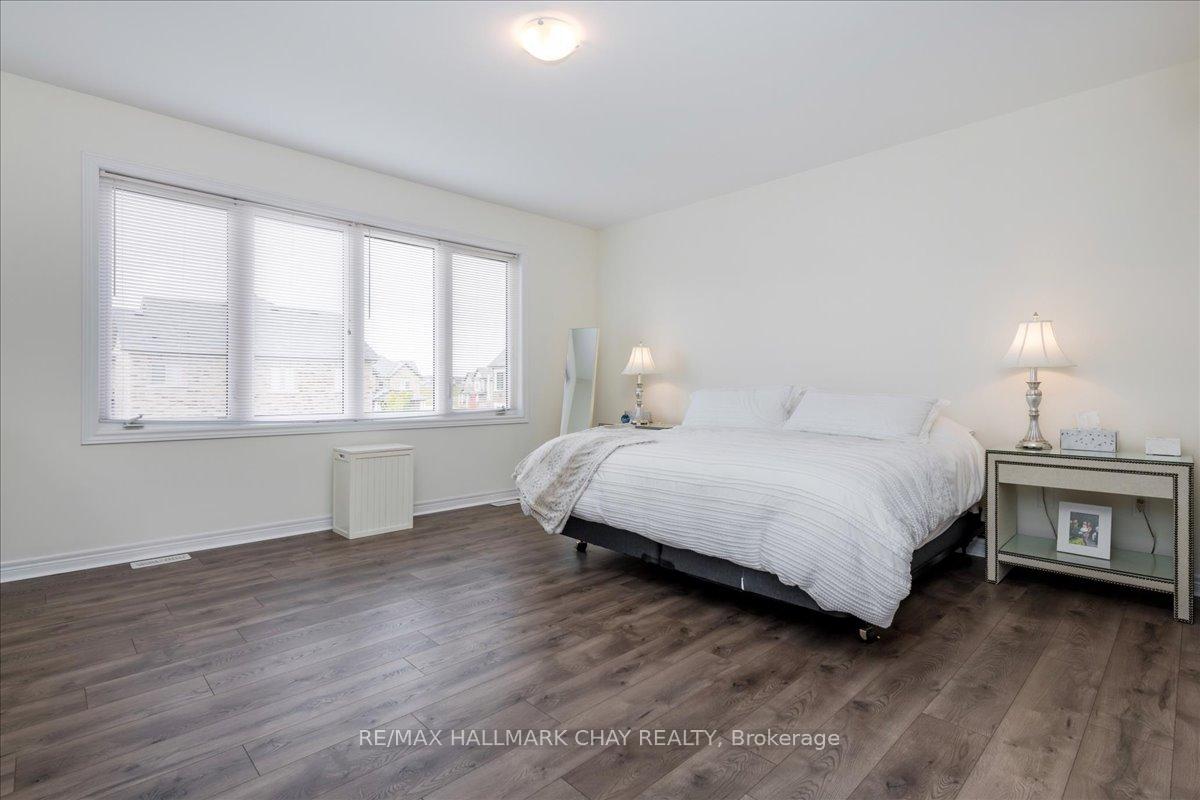 Photo 17 of 1433 McRoberts Crescent, Innisfil, Alcona — HOMEH