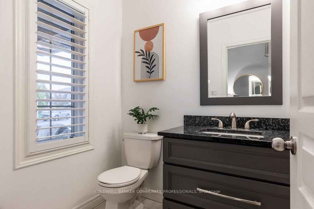 Photo 6 of 142 Painter Terrace, Hamilton, Waterdown — HOMEH