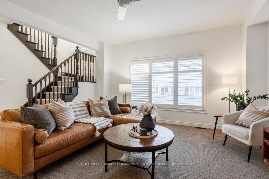 Photo 13 of 142 Painter Terrace, Hamilton, Waterdown — HOMEH