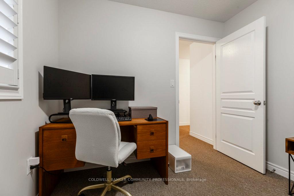 Photo 34 of 142 Painter Terrace, Hamilton, Waterdown — HOMEH