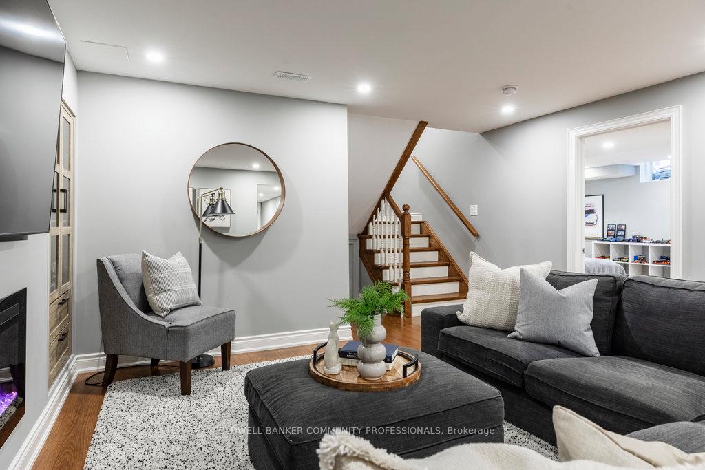 Photo 39 of 142 Painter Terrace, Hamilton, Waterdown — HOMEH