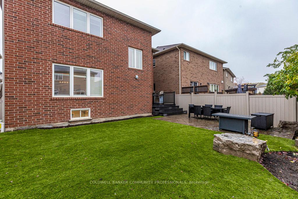 Photo 45 of 142 Painter Terrace, Hamilton, Waterdown — HOMEH