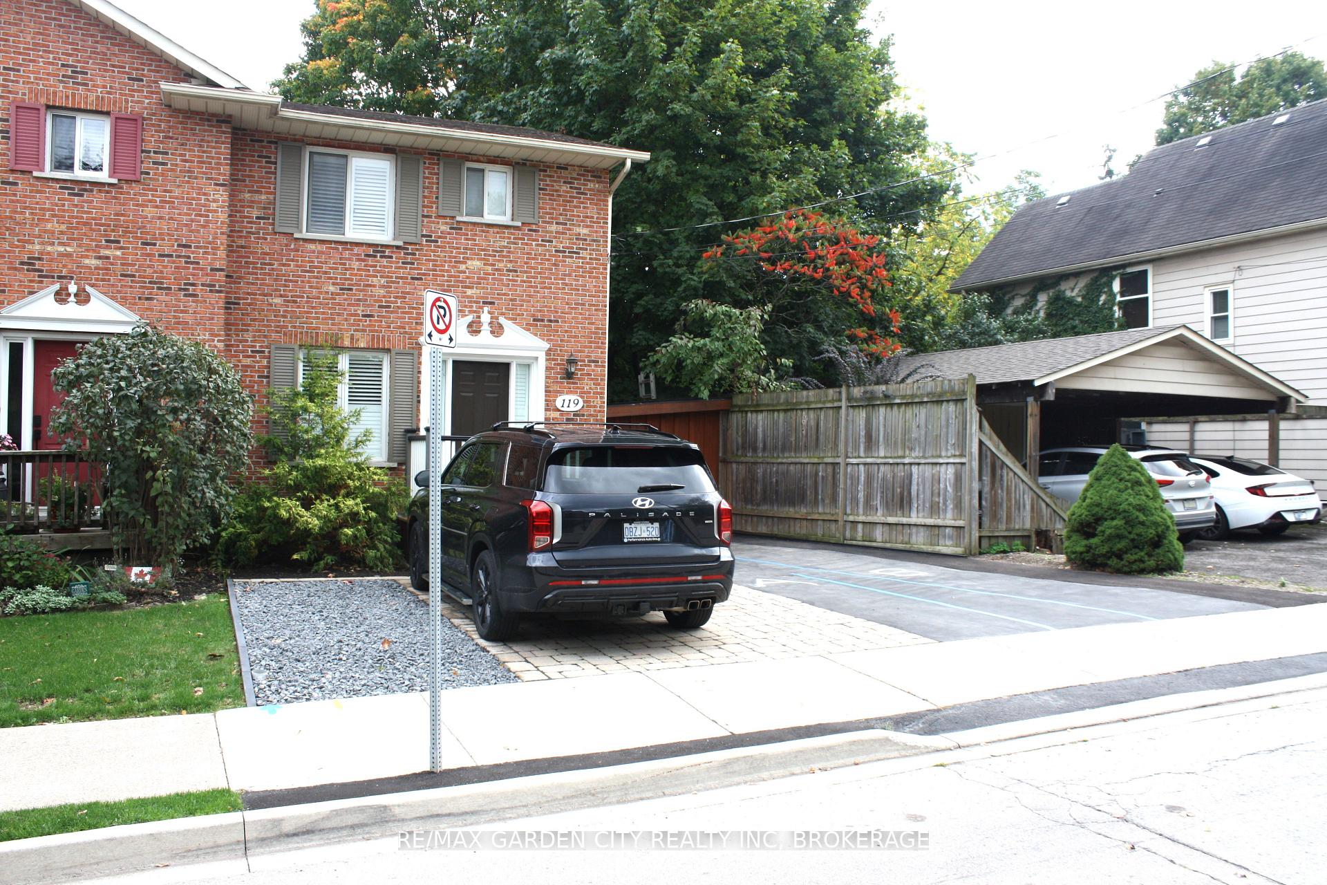 Photo 44 of 119 Main Street W, Grimsby, Grimsby West — HOMEH