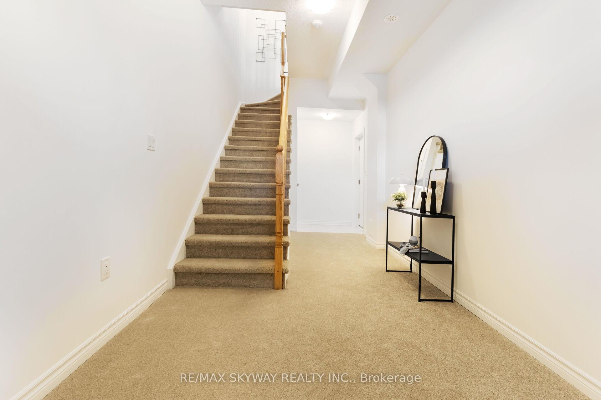 Photo 3 of 26 Springdale Avenue, Caledon, Rural Caledon — HOMEH