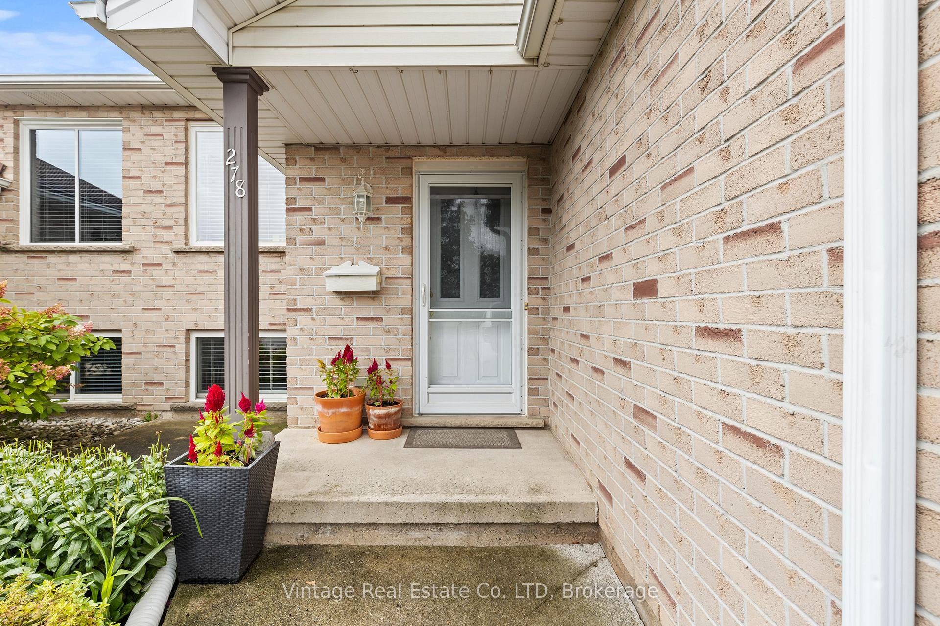 Photo 4 of 278 Oakcrest Avenue, Welland, West Welland — HOMEH