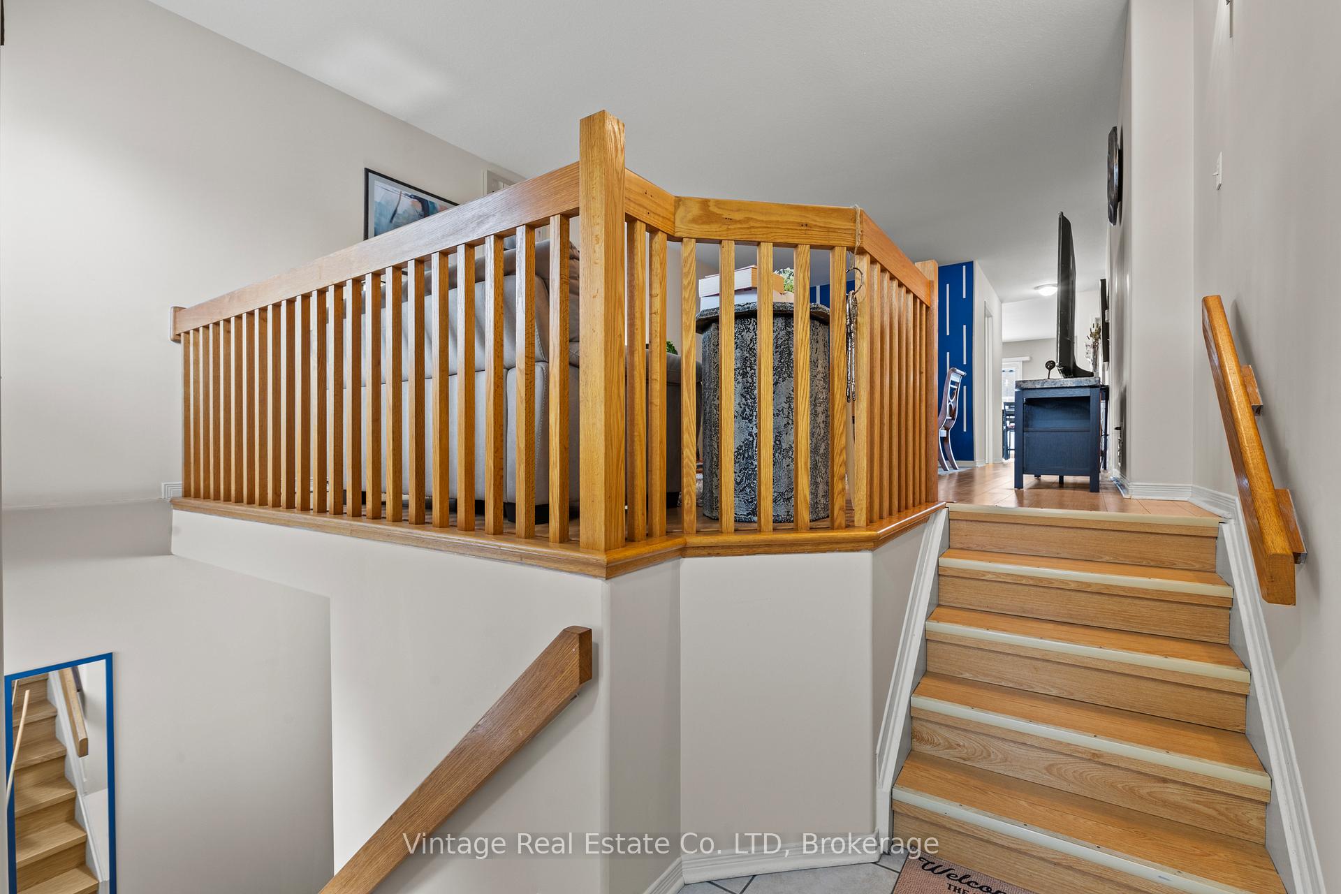 Photo 6 of 278 Oakcrest Avenue, Welland, West Welland — HOMEH