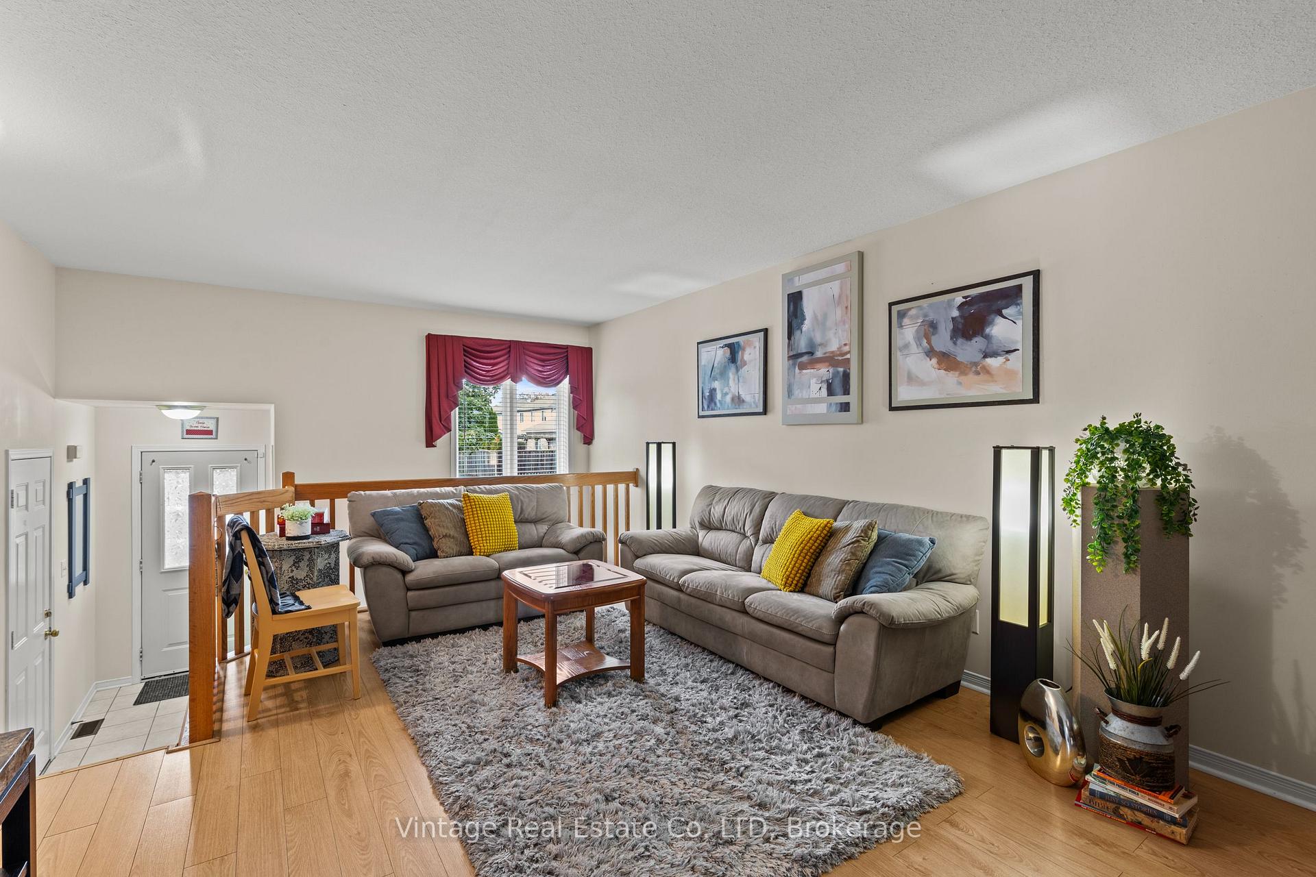 Photo 7 of 278 Oakcrest Avenue, Welland, West Welland — HOMEH
