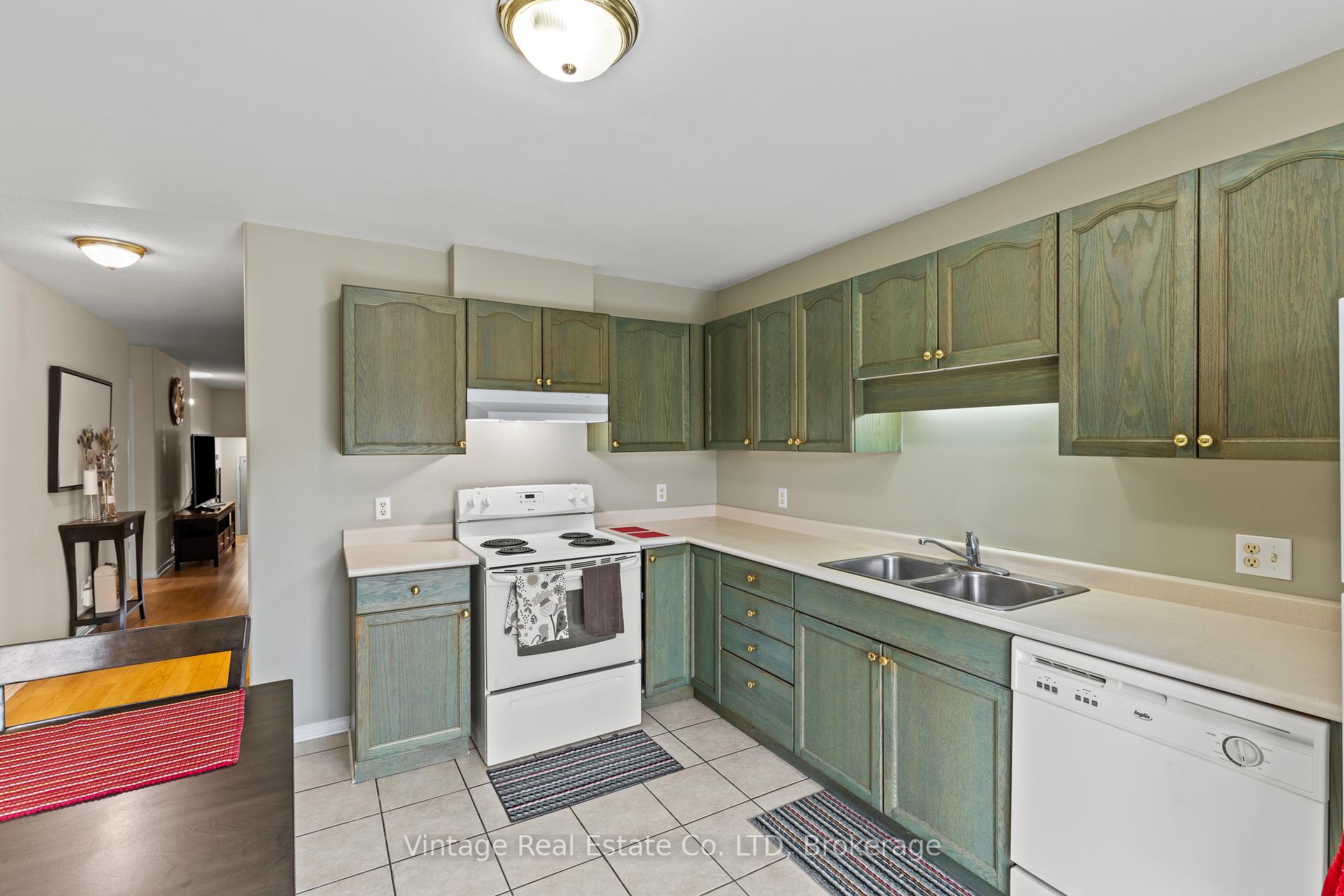 Photo 13 of 278 Oakcrest Avenue, Welland, West Welland — HOMEH