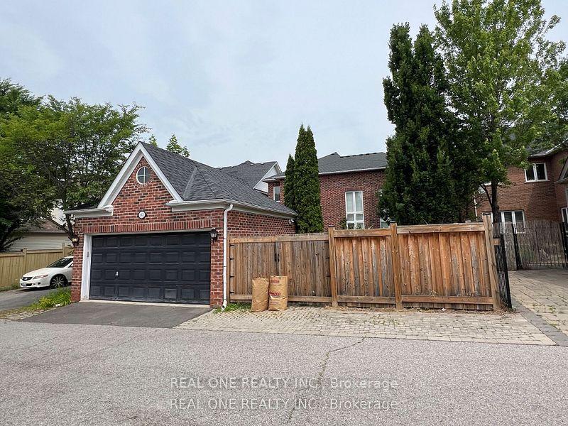 Photo 18 of 63 The Fairways, Markham, Angus Glen — HOMEH