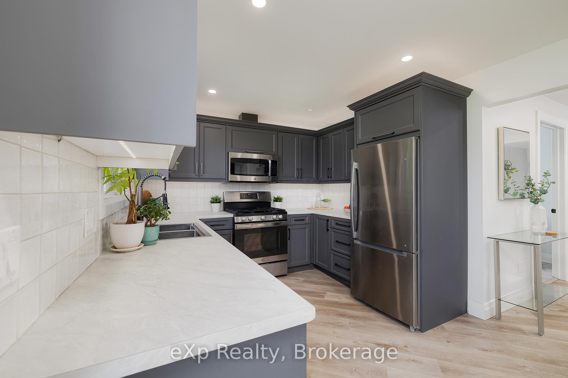 Photo 5 of 401250 Grey 4 Road, West Grey — HOMEH