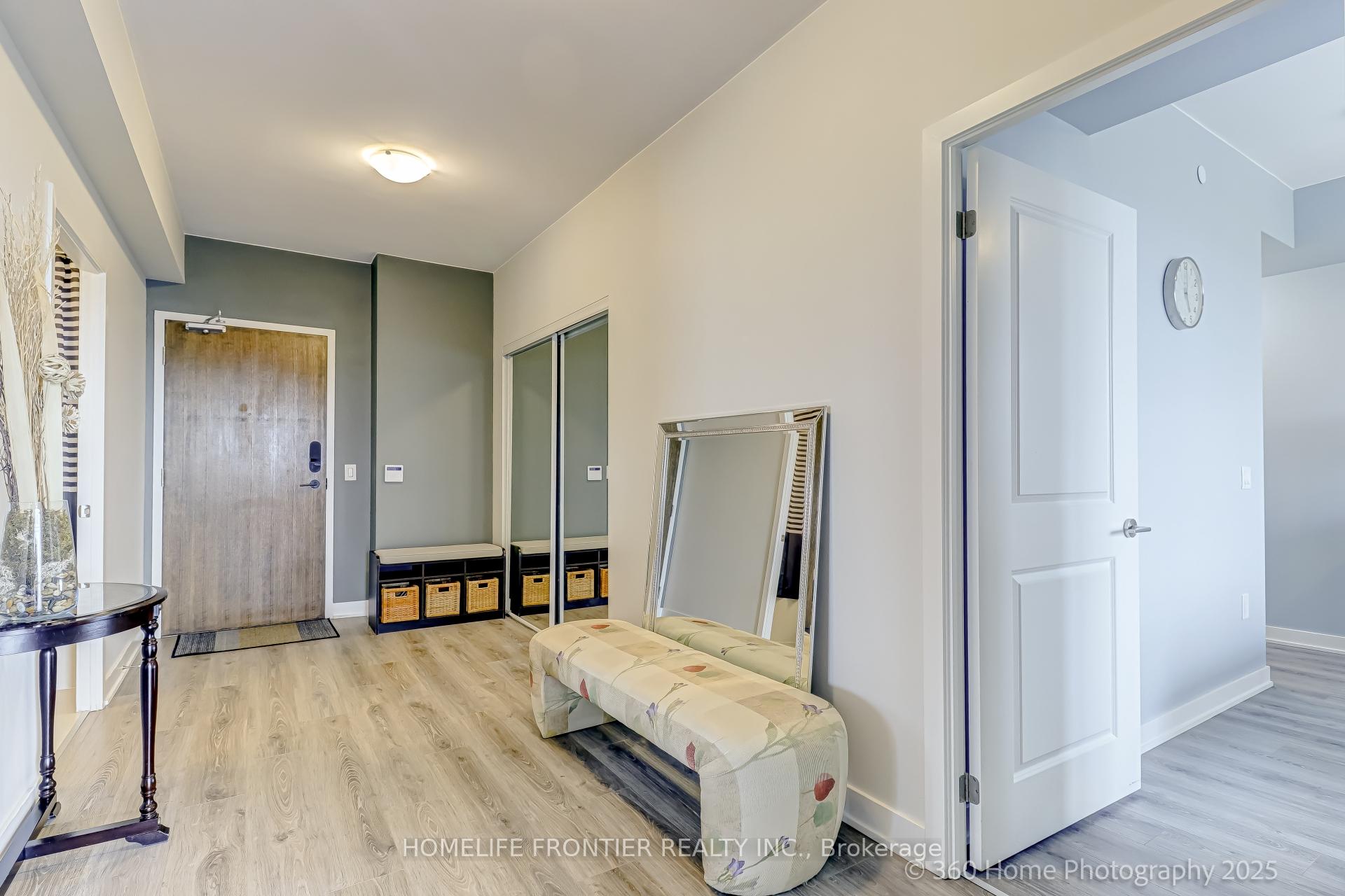 Front of Unit 904, 100 Eagle Rock Way W