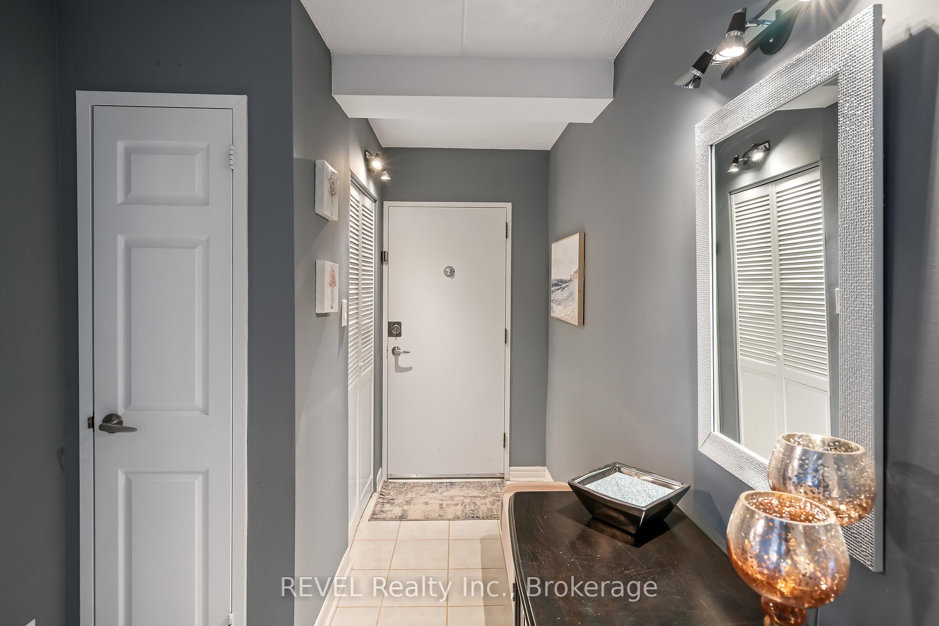 Photo 3 of Unit 421, 198 Scott Street, St. Catharines, Fairview — HOMEH
