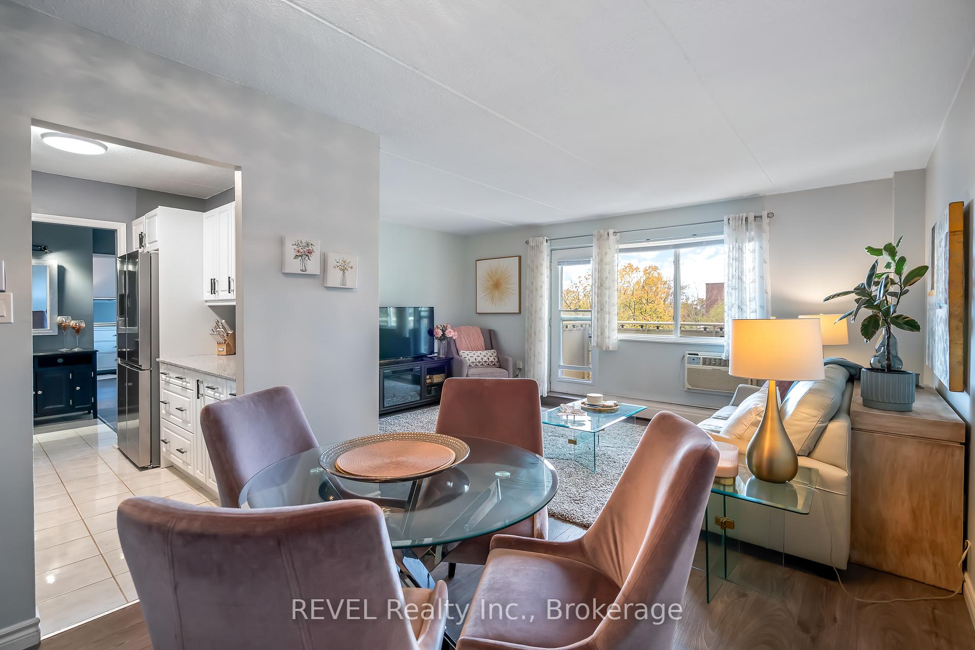 Photo 9 of Unit 421, 198 Scott Street, St. Catharines, Fairview — HOMEH