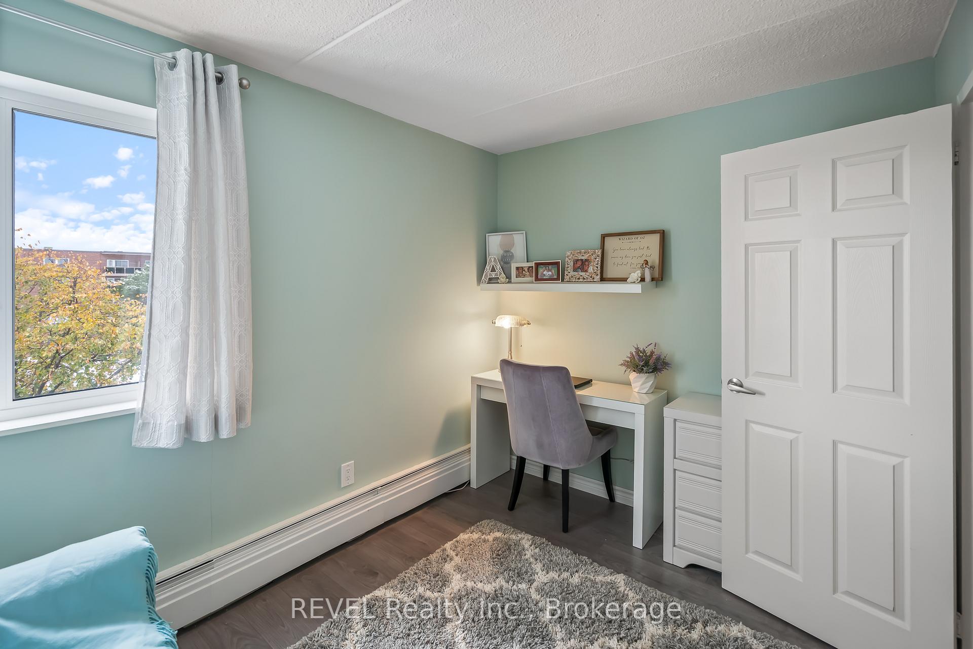 Photo 13 of Unit 421, 198 Scott Street, St. Catharines, Fairview — HOMEH