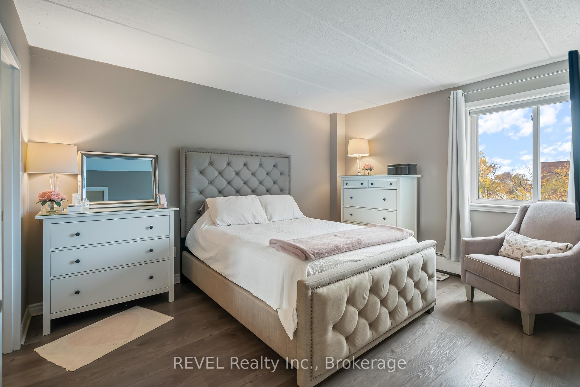 Photo 16 of Unit 421, 198 Scott Street, St. Catharines, Fairview — HOMEH