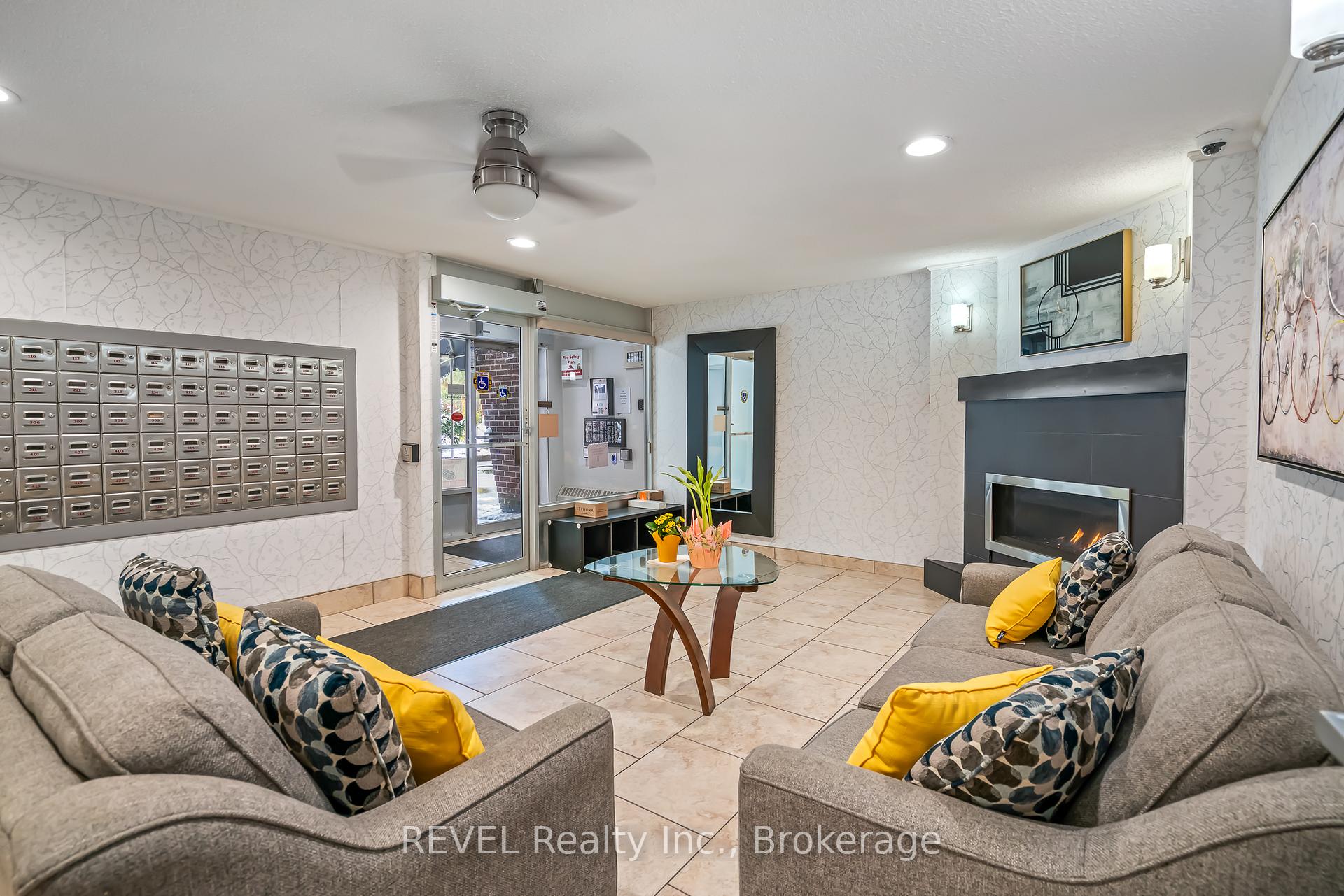 Photo 20 of Unit 421, 198 Scott Street, St. Catharines, Fairview — HOMEH