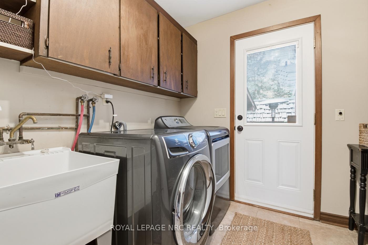Photo 26 of 4 Cedar Street, Port Colborne, Sugarloaf — HOMEH