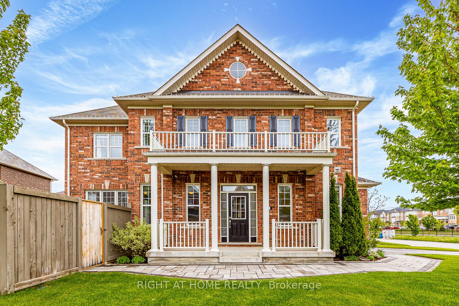 Photo 2 of 41 Stedford Crescent, Brampton, Northwest Brampton — HOMEH