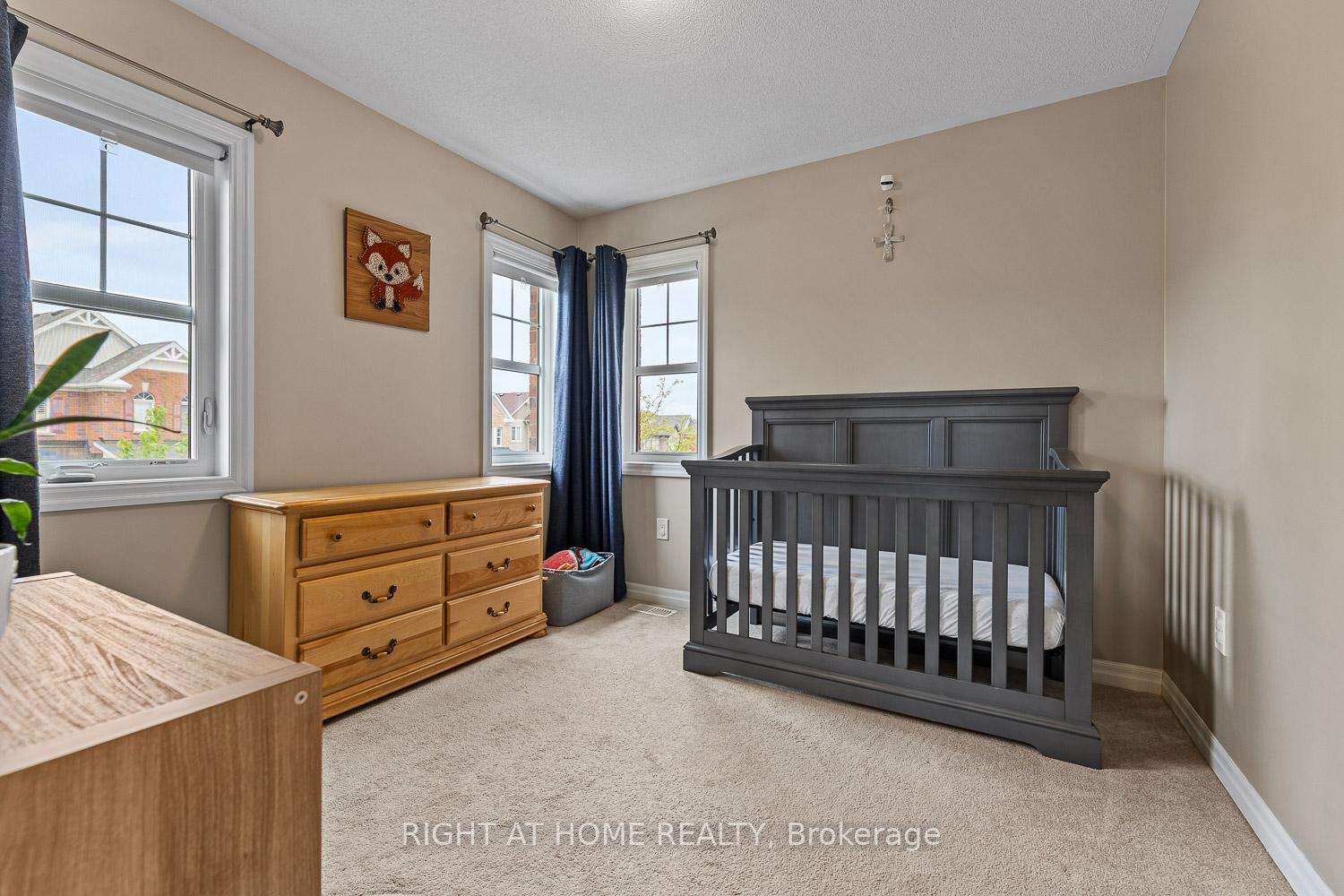 Photo 23 of 41 Stedford Crescent, Brampton, Northwest Brampton — HOMEH