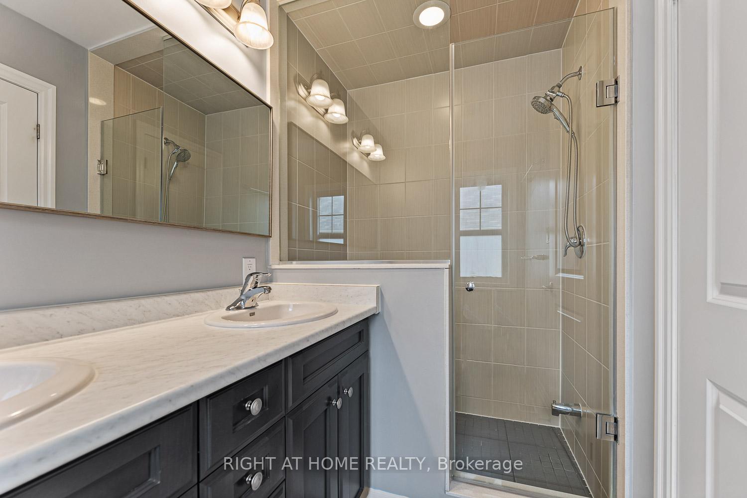 Photo 31 of 41 Stedford Crescent, Brampton, Northwest Brampton — HOMEH