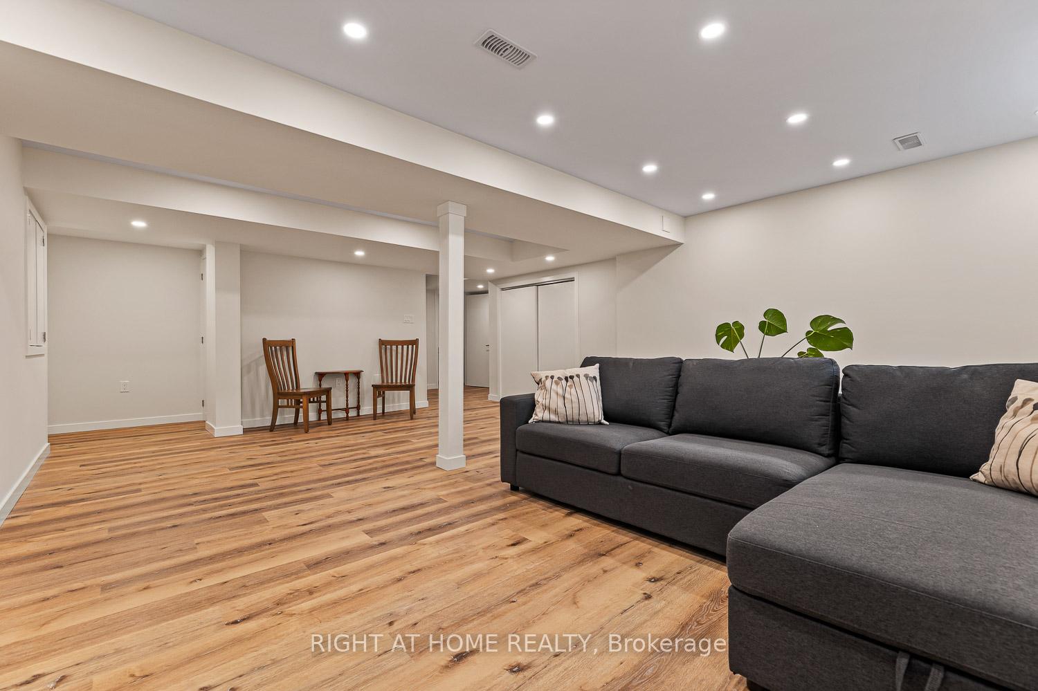 Photo 35 of 41 Stedford Crescent, Brampton, Northwest Brampton — HOMEH