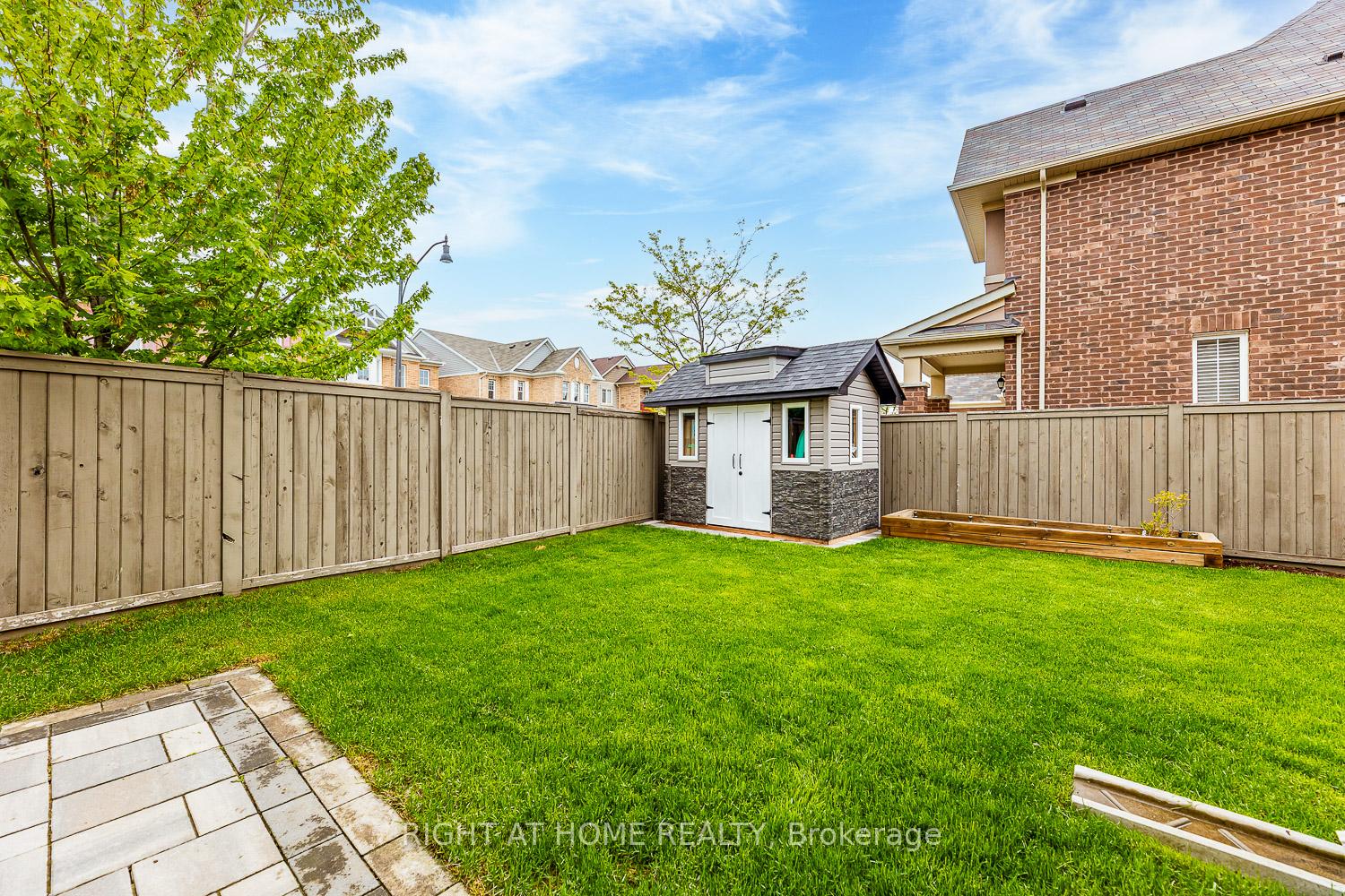 Photo 39 of 41 Stedford Crescent, Brampton, Northwest Brampton — HOMEH