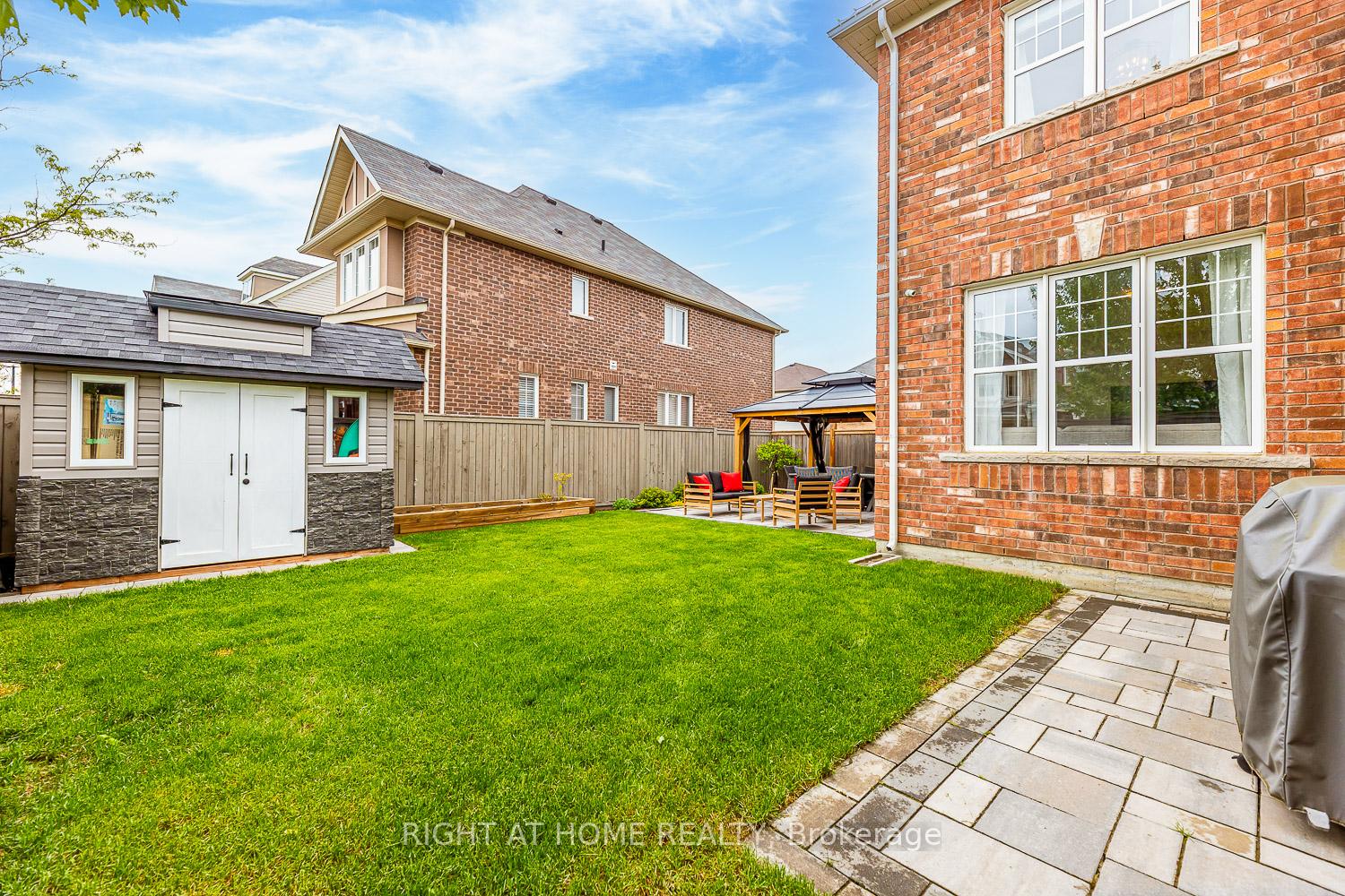 Photo 40 of 41 Stedford Crescent, Brampton, Northwest Brampton — HOMEH