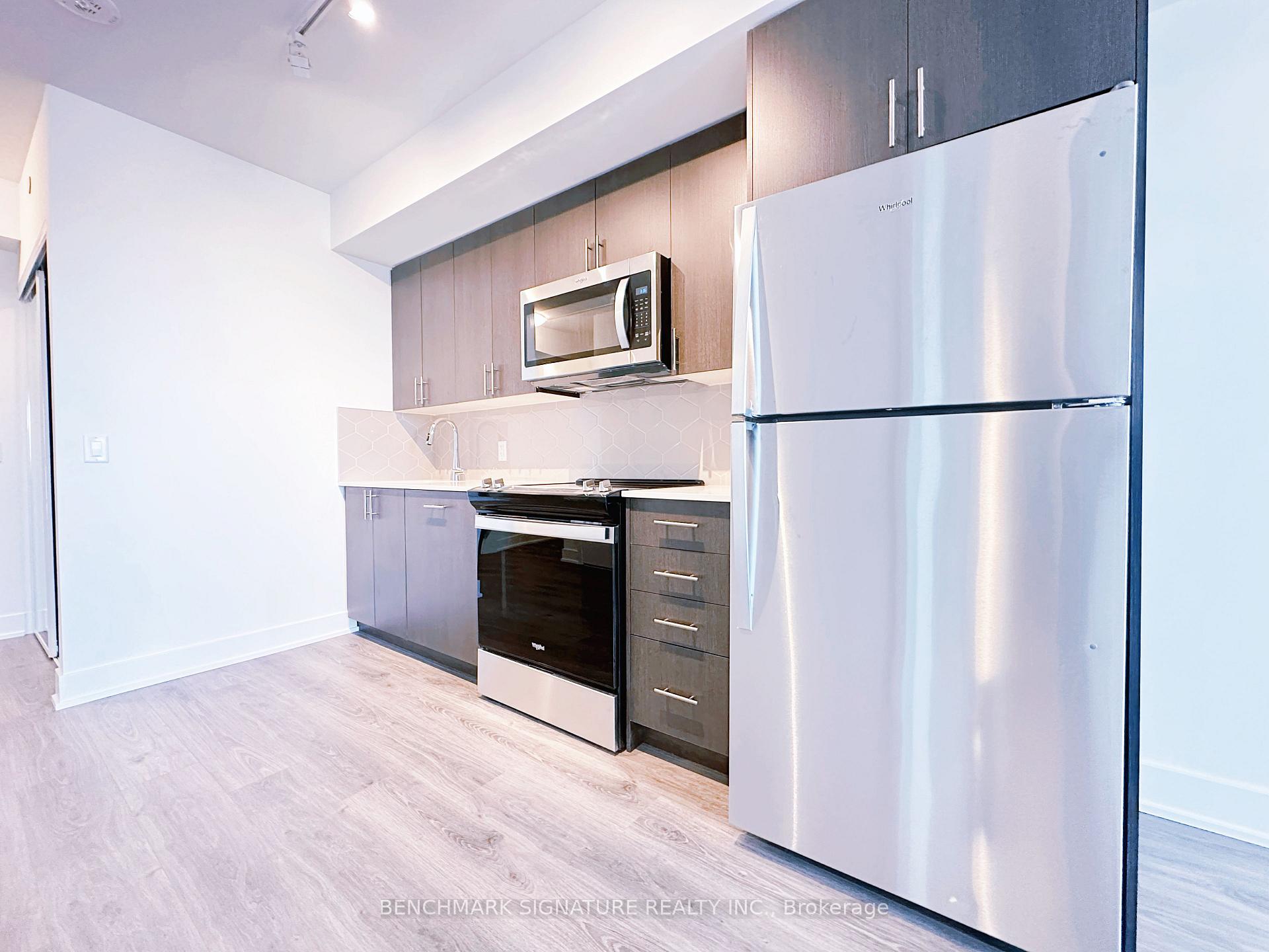 Photo 2 of Unit 2318, 2545 Simcoe Street N, Oshawa, Windfields — HOMEH