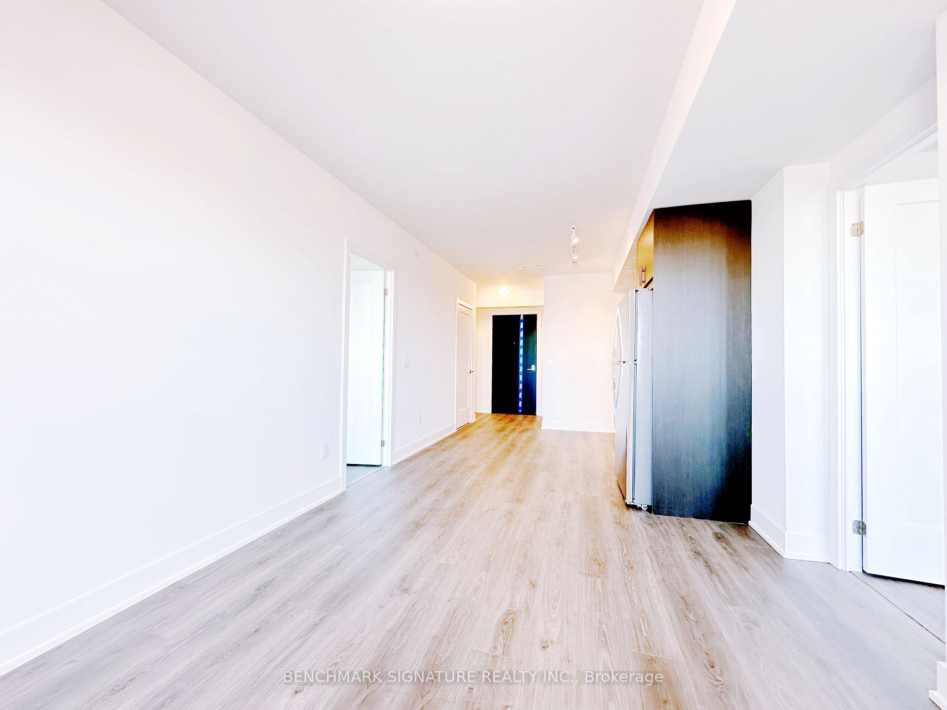 Photo 3 of Unit 2318, 2545 Simcoe Street N, Oshawa, Windfields — HOMEH