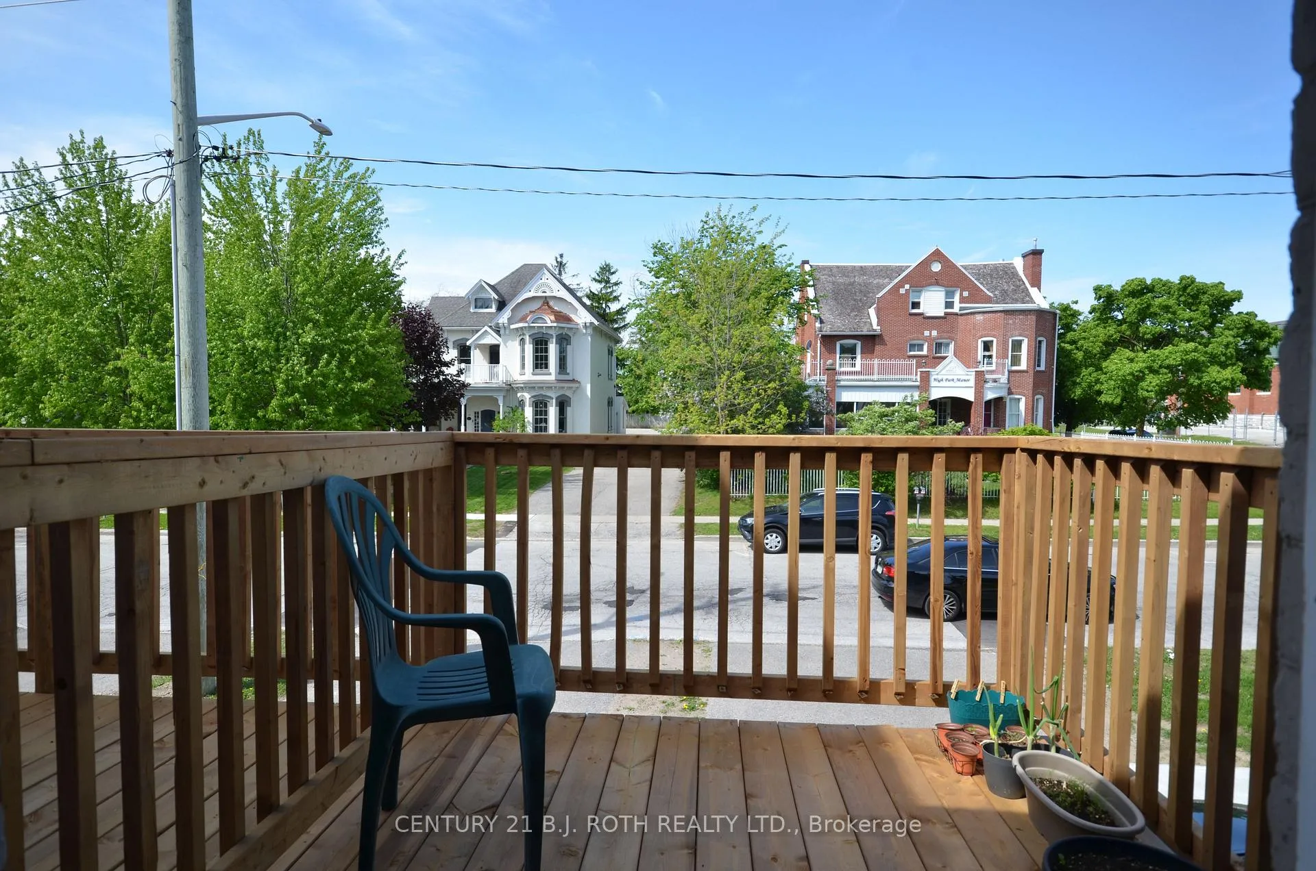 Photo 12 of 75 High Street, Barrie, City Centre — HOMEH