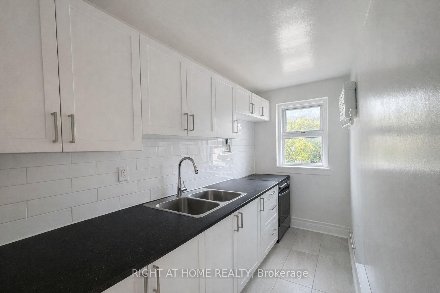 Photo 2 of Unit 110, 391 Sherbourne Street, Toronto, Cabbagetown-South St. James Town — HOMEH