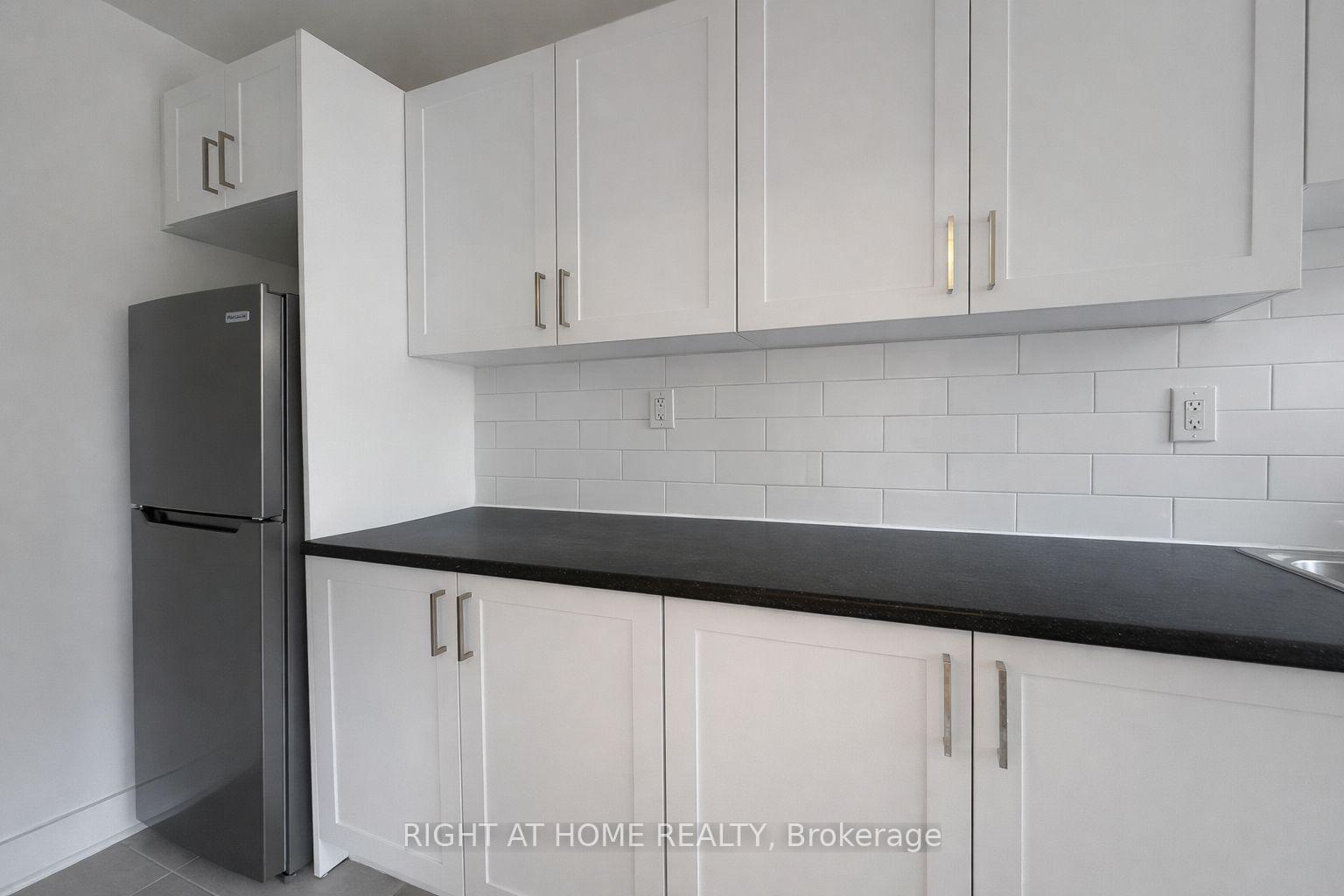 Photo 3 of Unit 110, 391 Sherbourne Street, Toronto, Cabbagetown-South St. James Town — HOMEH