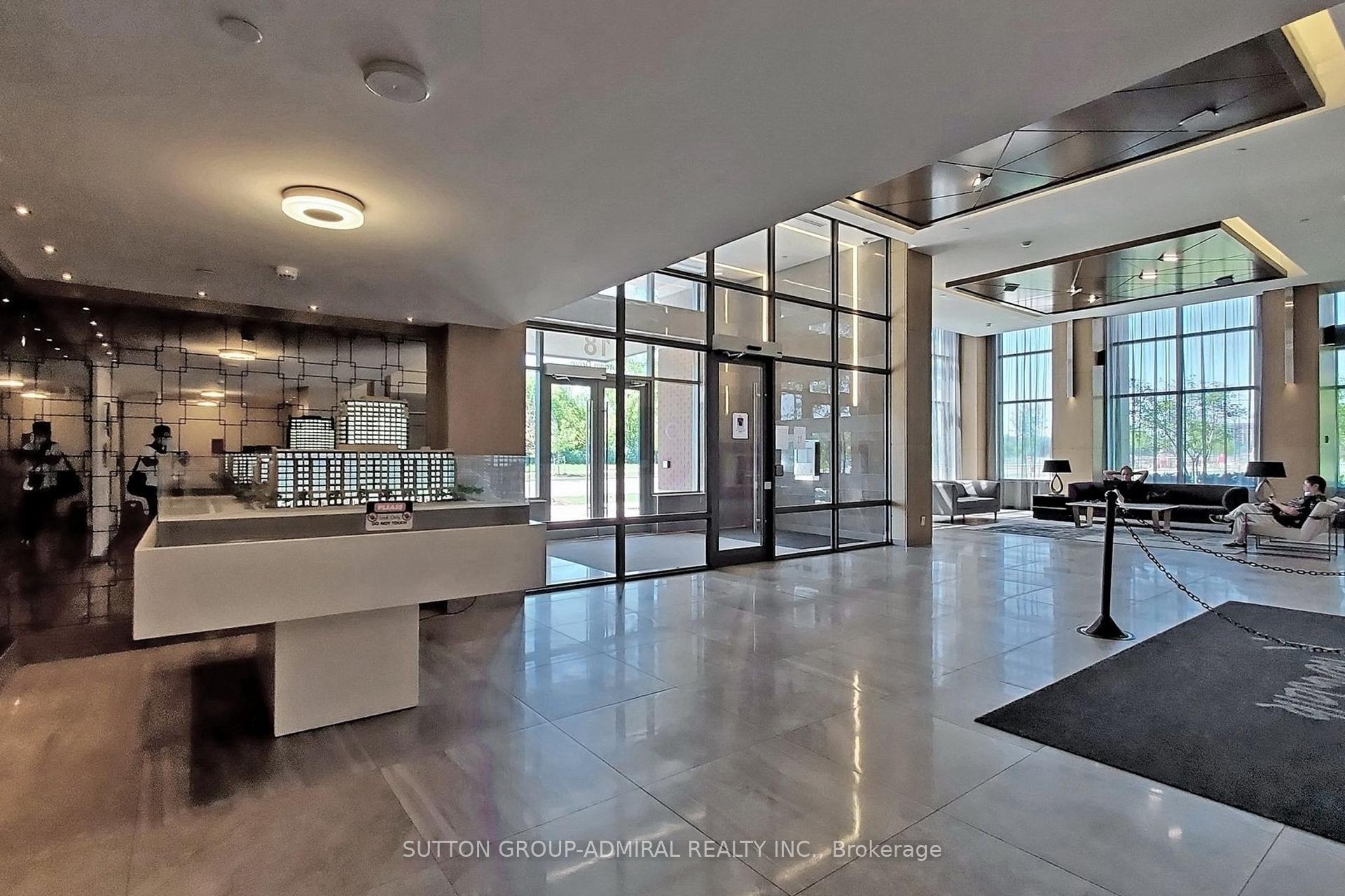 Photo 2 of Unit 726, 18 Uptown Drive, Markham, Unionville — HOMEH