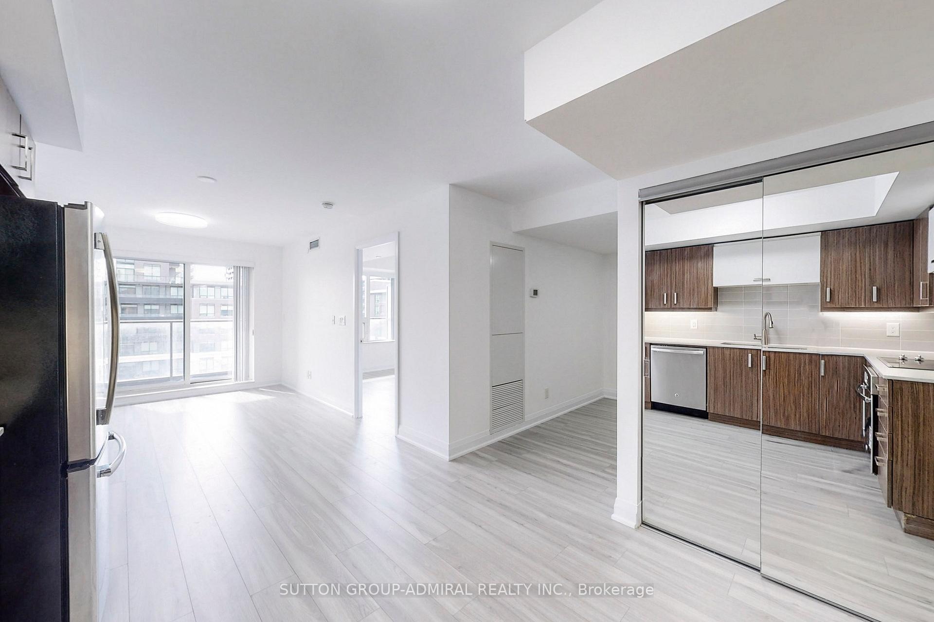 Photo 6 of Unit 726, 18 Uptown Drive, Markham, Unionville — HOMEH