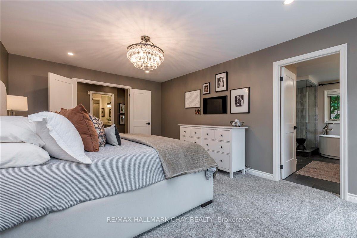 Photo 17 of 32 Forest Hill Drive, Springwater, Midhurst — HOMEH