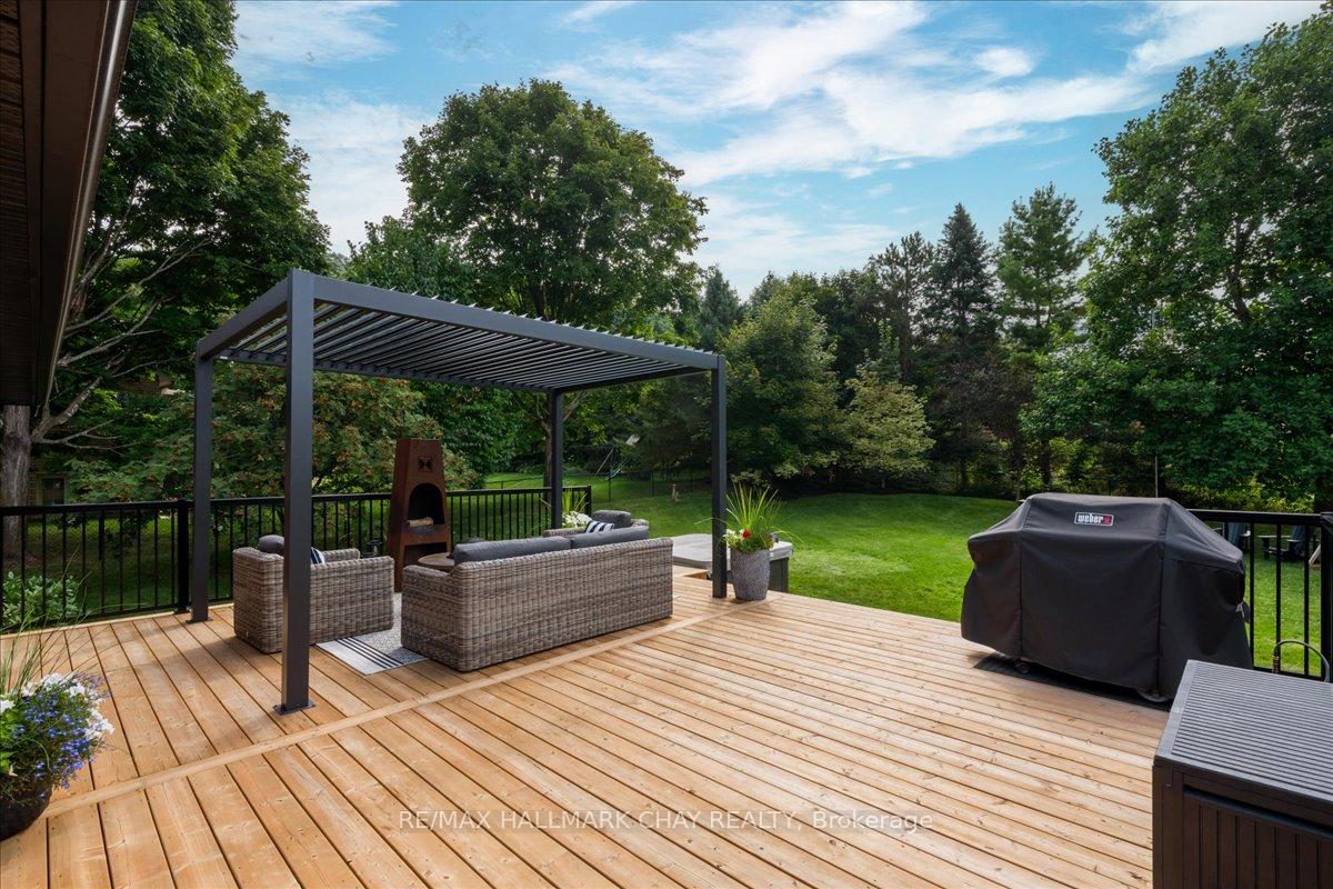 Photo 39 of 32 Forest Hill Drive, Springwater, Midhurst — HOMEH