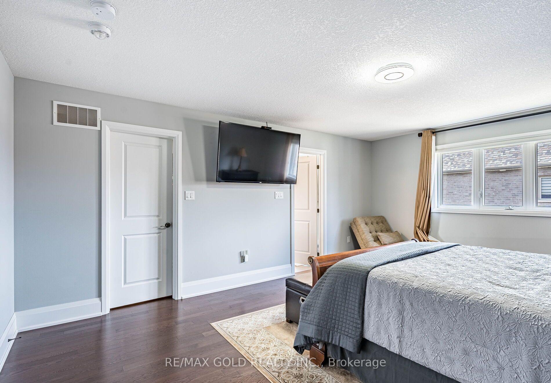 Photo 21 of 220 Eight Avenue, New Tecumseth, Alliston — HOMEH