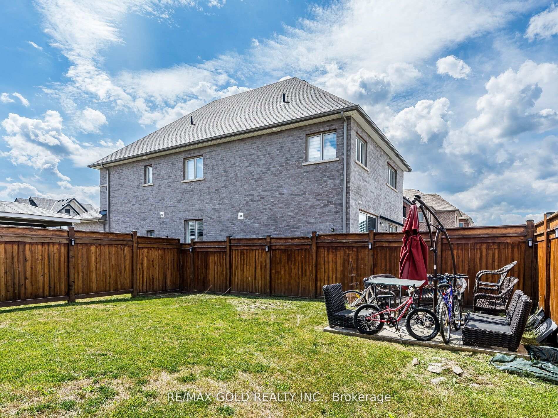 Photo 46 of 220 Eight Avenue, New Tecumseth, Alliston — HOMEH