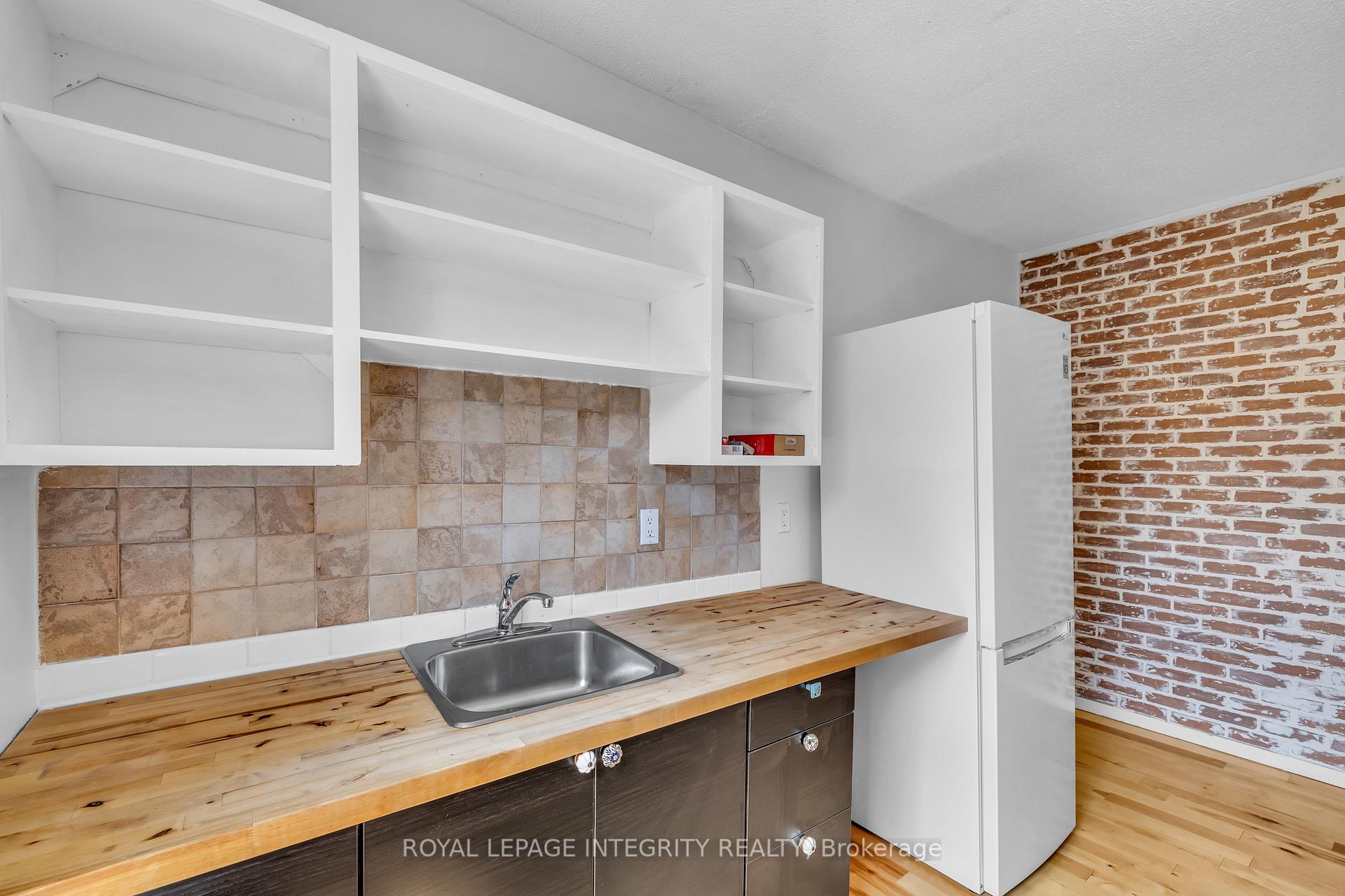 Photo 12 of Unit 2, 111 Spadina Avenue, Ottawa, Hintonburg — HOMEH