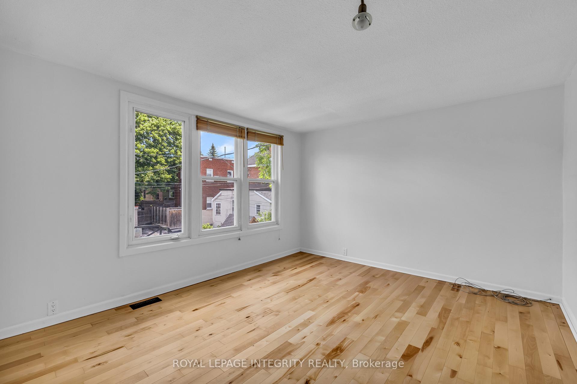 Photo 16 of Unit 2, 111 Spadina Avenue, Ottawa, Hintonburg — HOMEH