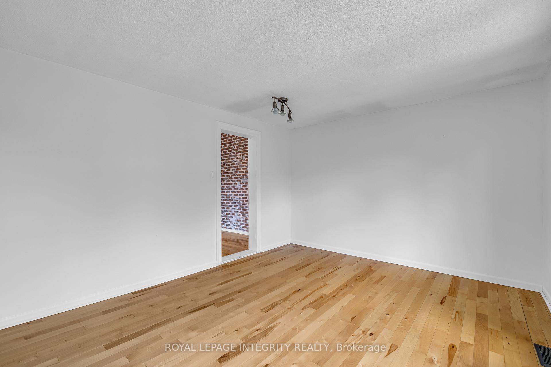 Photo 17 of Unit 2, 111 Spadina Avenue, Ottawa, Hintonburg — HOMEH