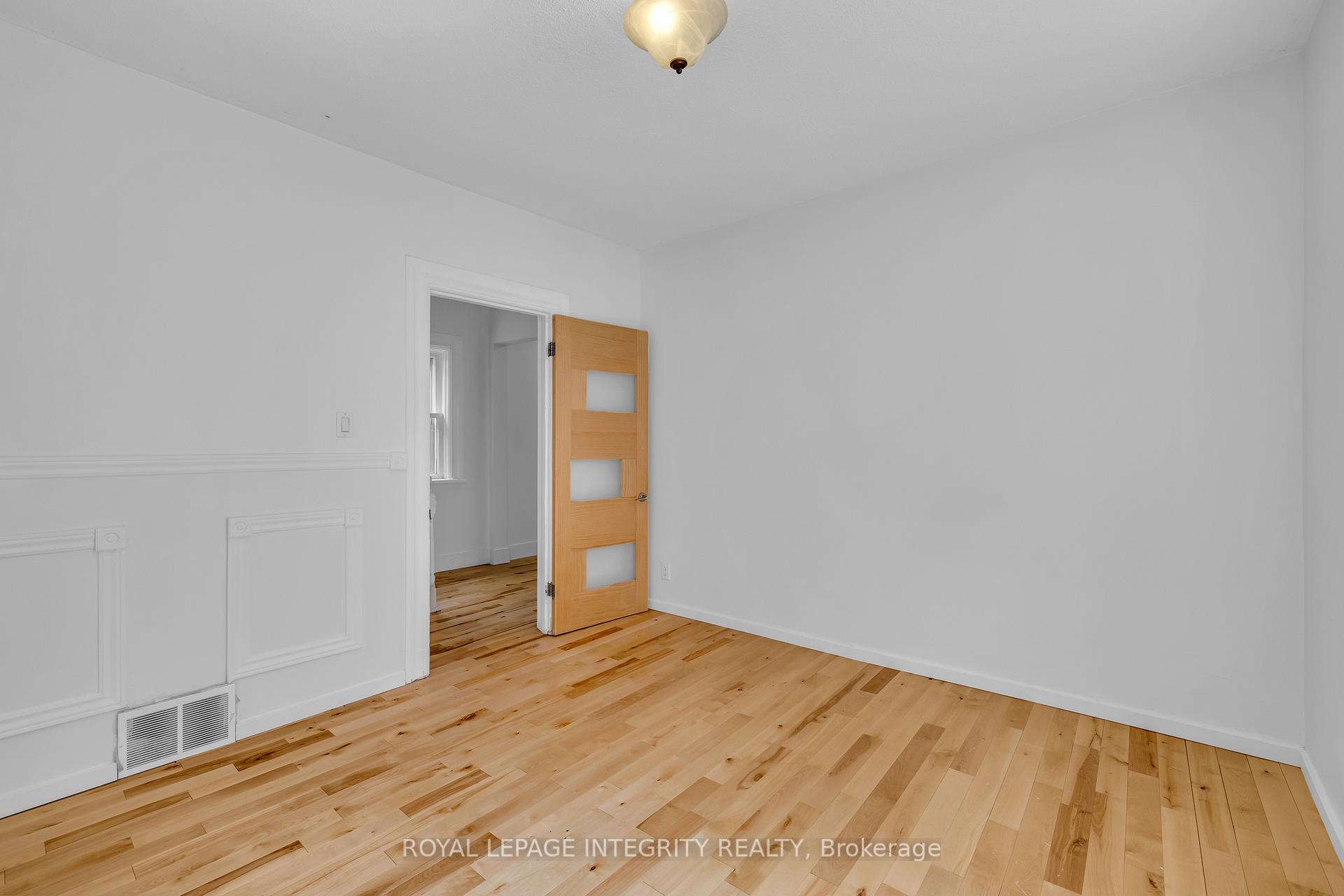 Photo 20 of Unit 2, 111 Spadina Avenue, Ottawa, Hintonburg — HOMEH